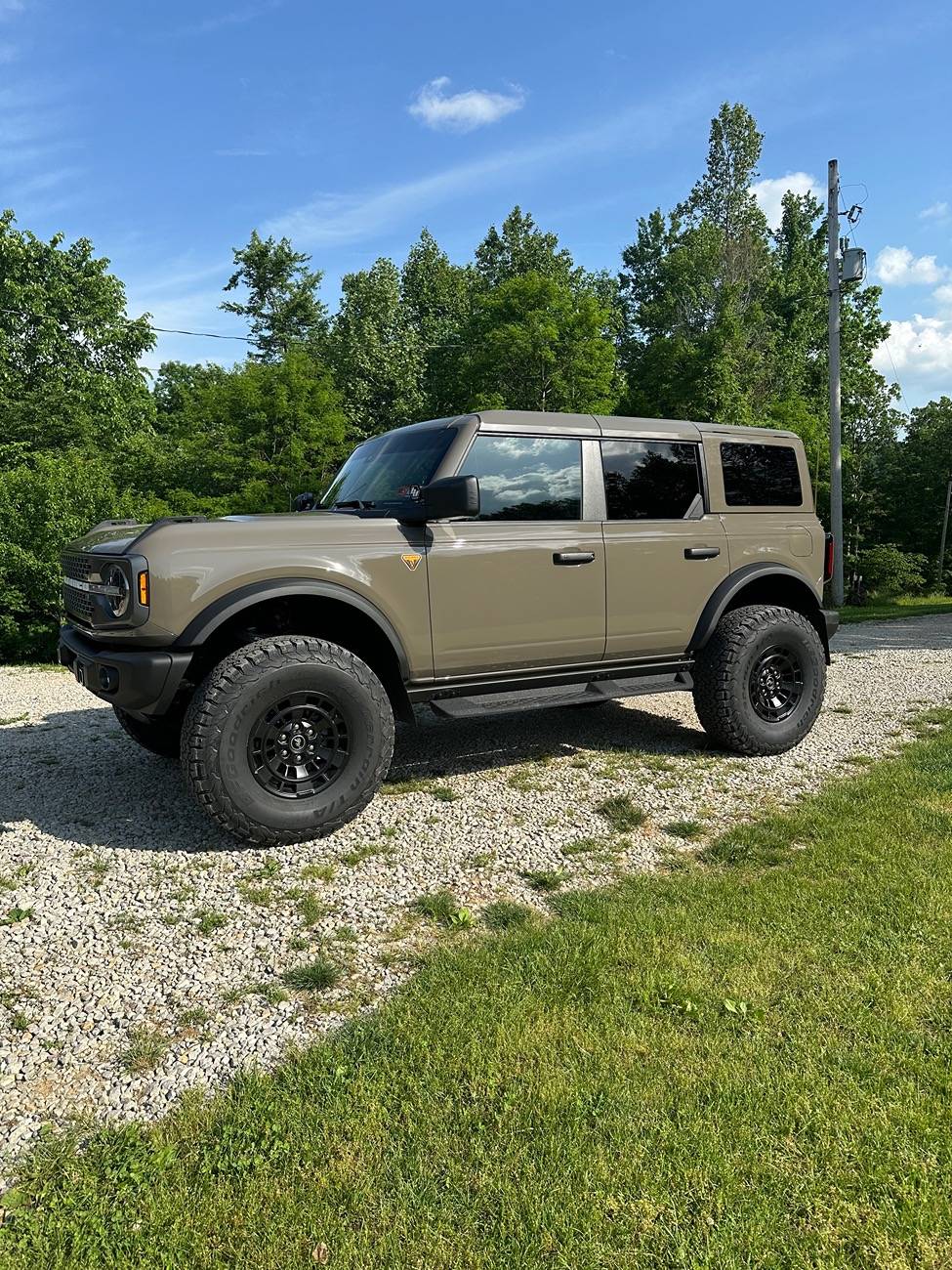 Ford Bronco MARSH GRAY Bronco Club IMG_4480