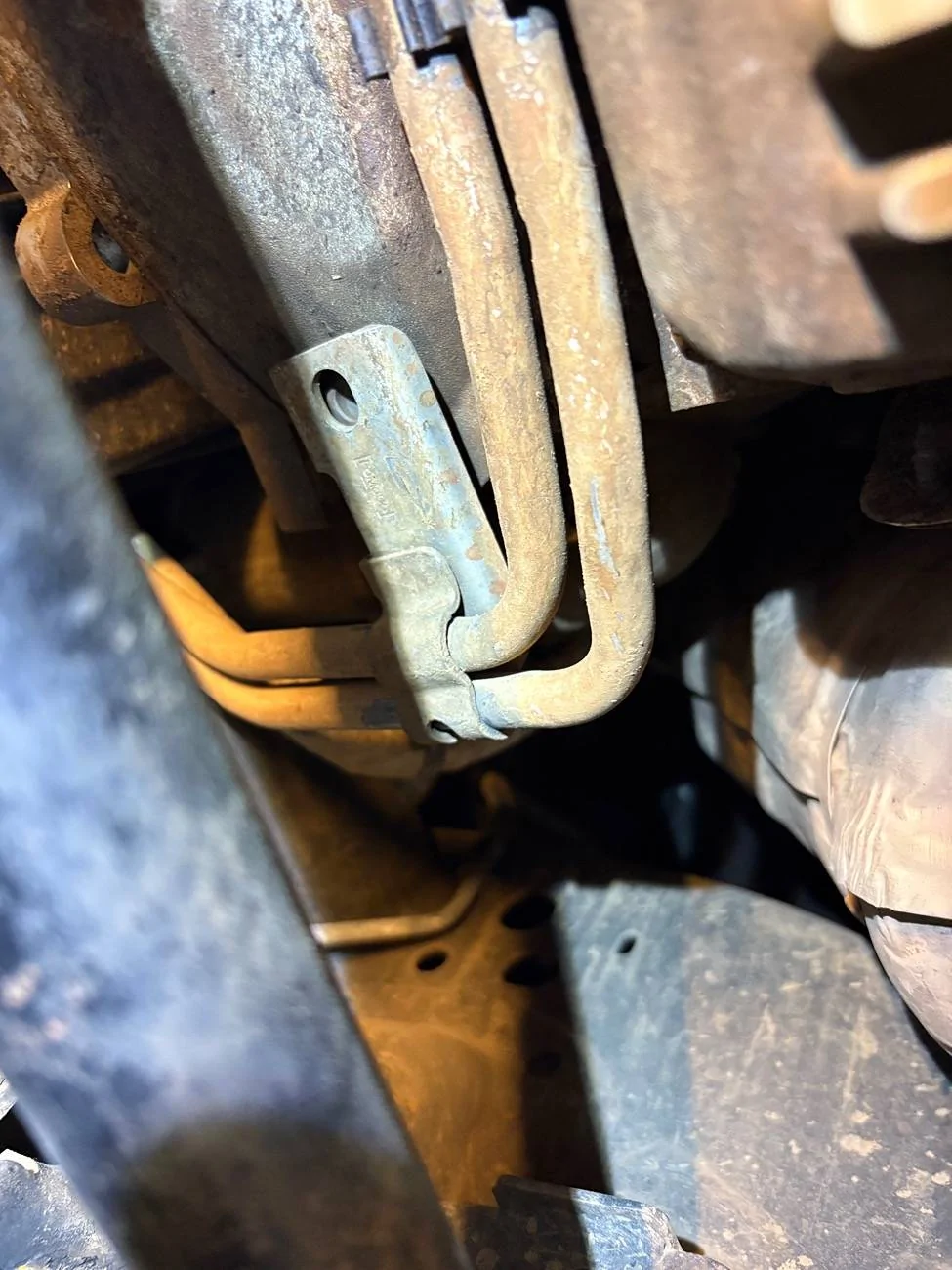 Ford Bronco Bolt spec? Tranny line bracket IMG_1080
