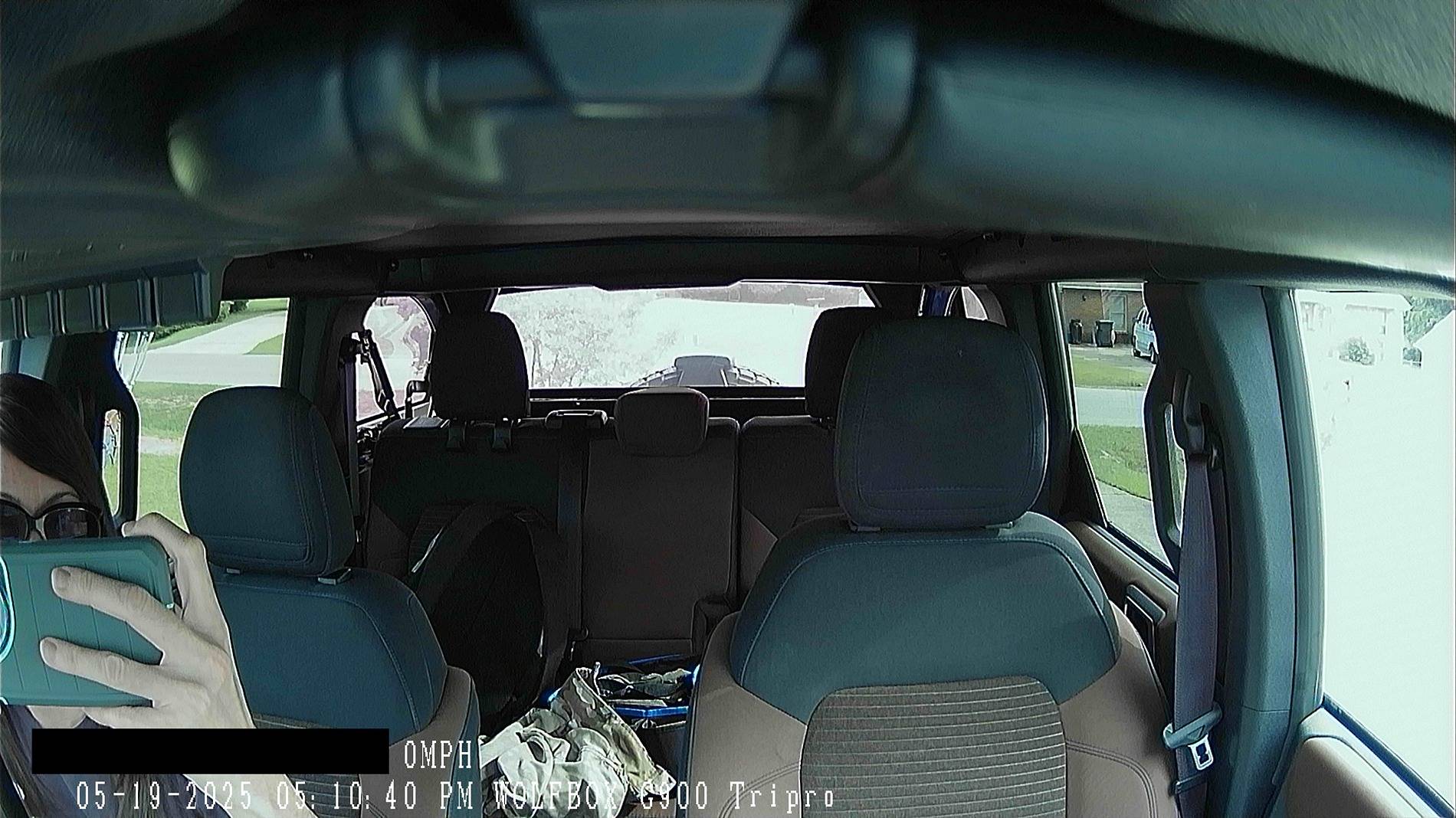 Ford Bronco Wolfbox G900 TriPro w/ Cabin Camera Installation & Review 2025_05_19_171041_00_I.JPG