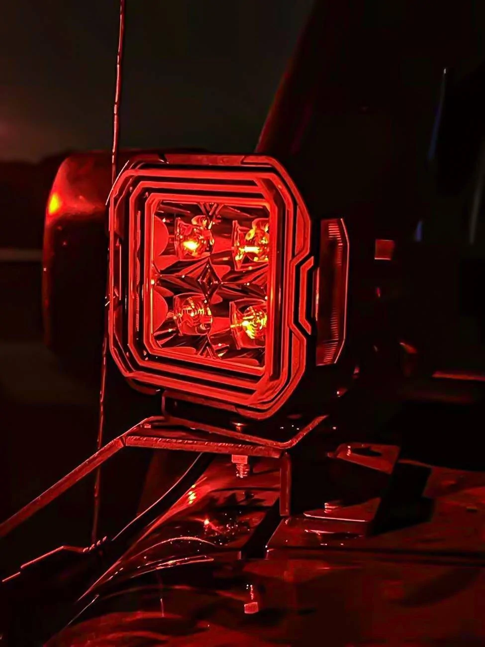Ford Bronco Suparee off-road lights on Bronco - what do you think? 1747729535237-id