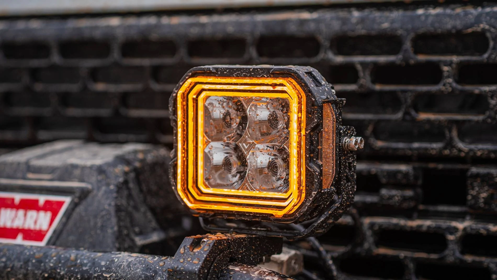 Ford Bronco Suparee off-road lights on Bronco - what do you think? 1747729687644-s