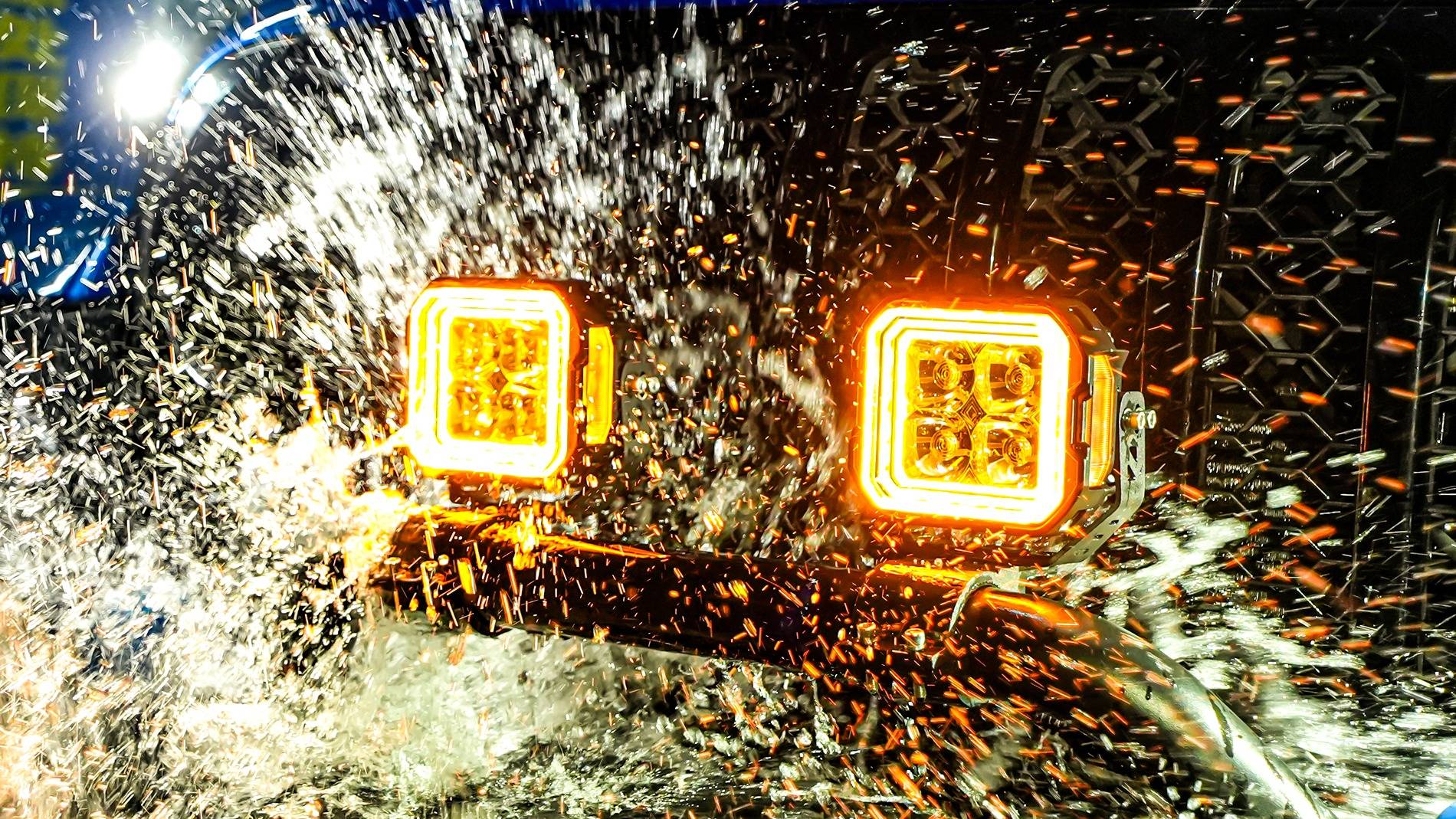 Ford Bronco Suparee off-road lights on Bronco - what do you think? 1747730046552-r5