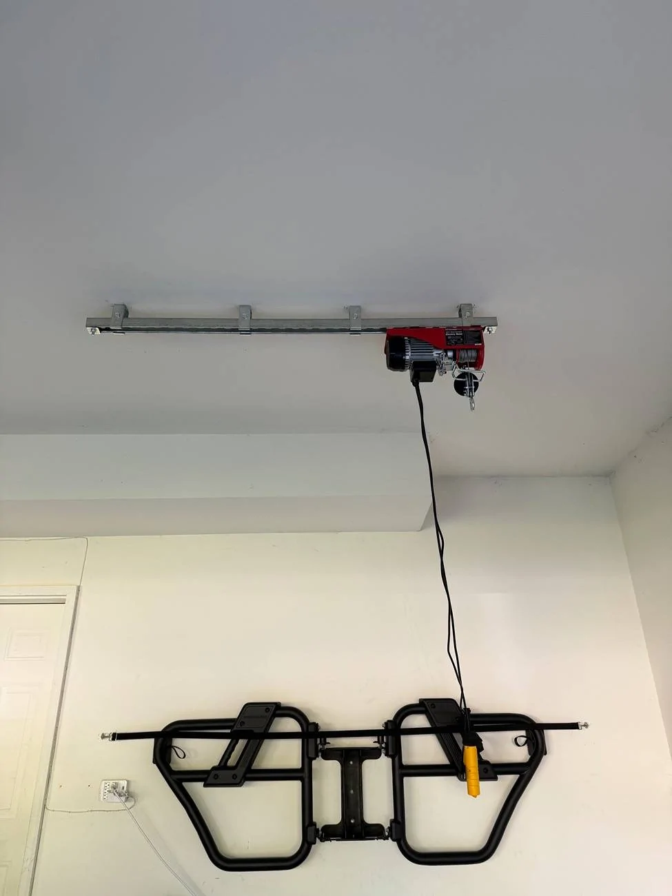 Ford Bronco My Cheap Hard Top Hoist for Garage Ceiling IMG_0196