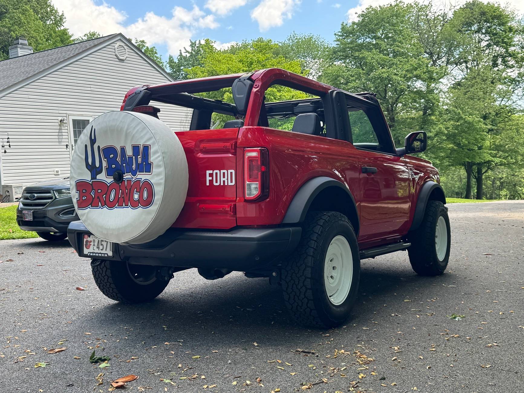 Ford Bronco "Old School" Classic Bronco Looks [Photos Edition] -- post pics of your build! IMG_4706