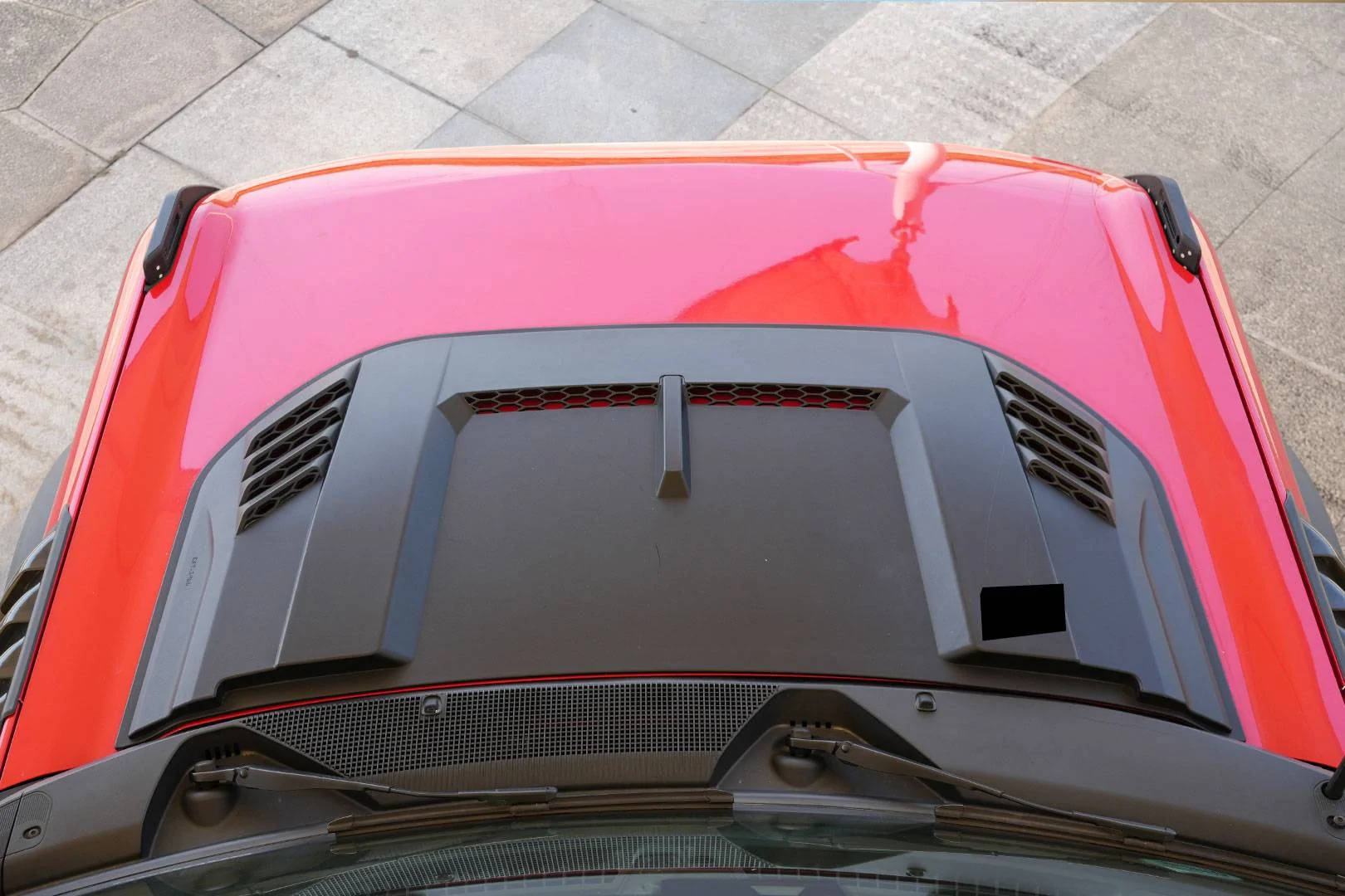 Ford Bronco Roof grab handles with lights are coming [AIGMUX] 8