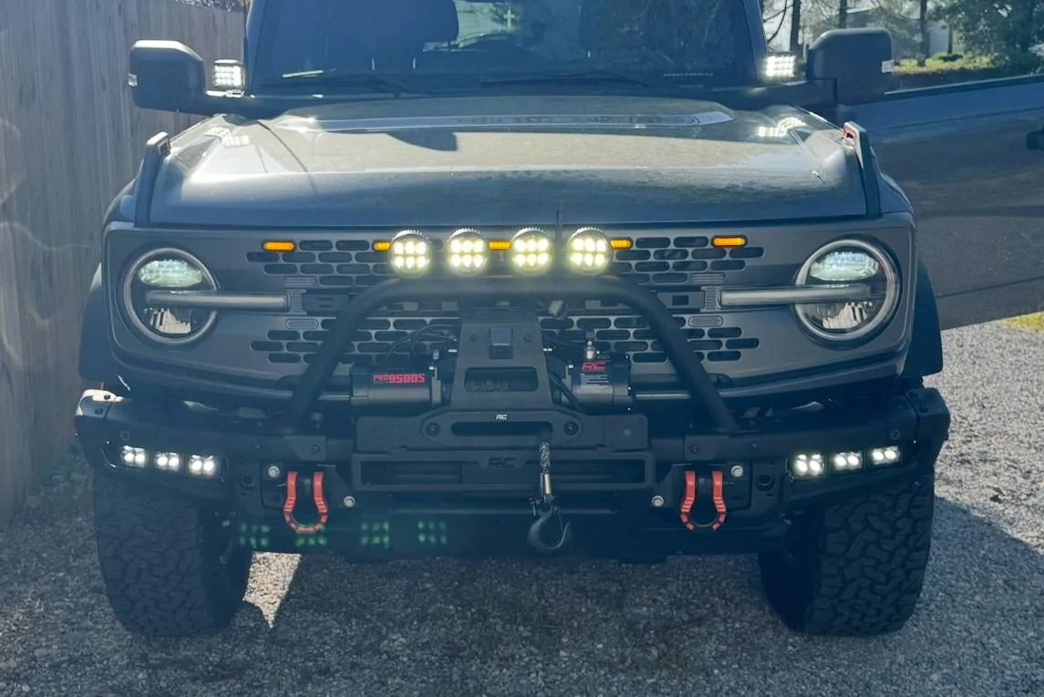 Ford Bronco Sorry, another n00b aux switch/lighting question IMG_3169