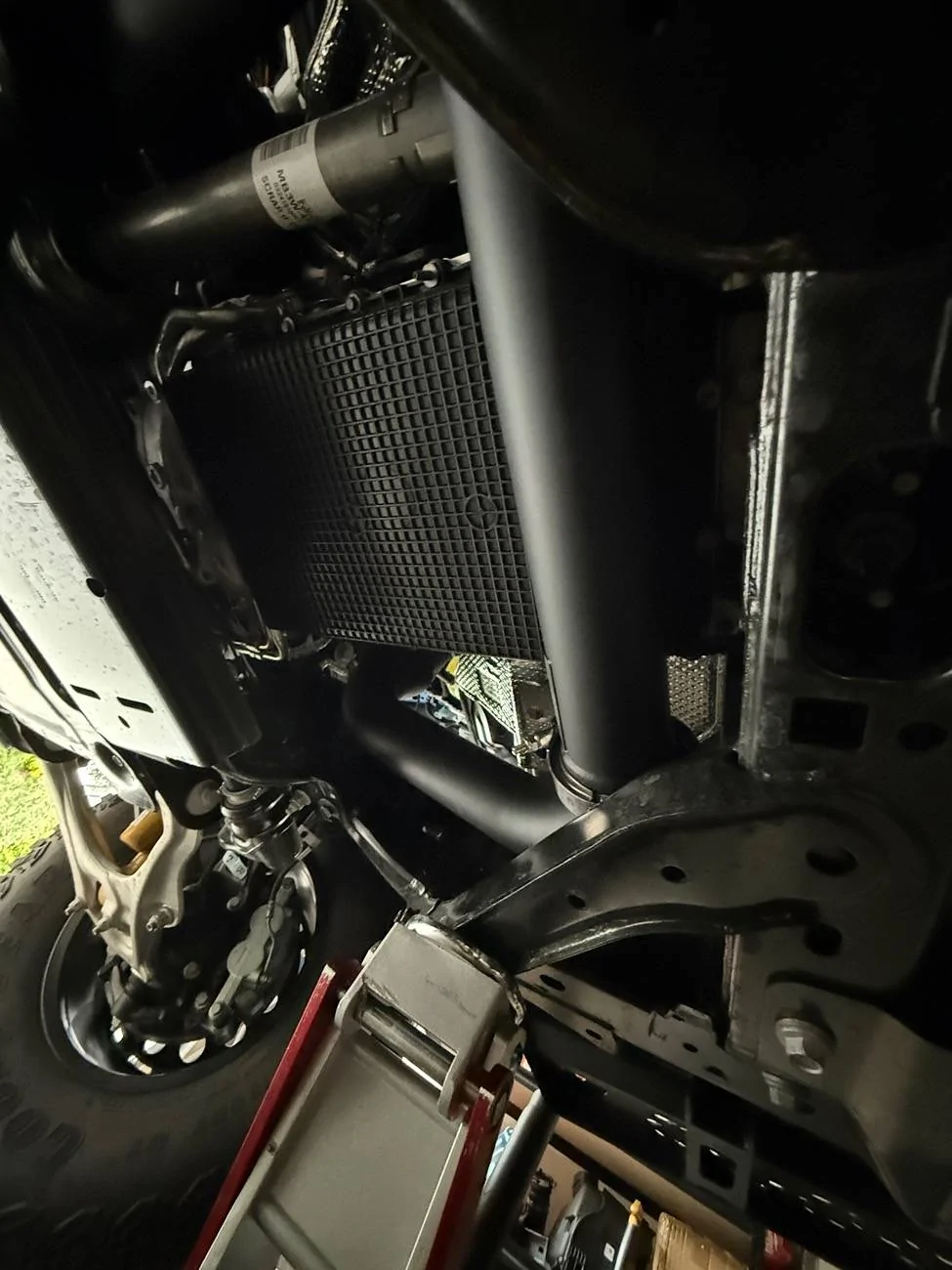Ford Bronco Bronco 2.7 CV New Exhaust Install IMG_4420