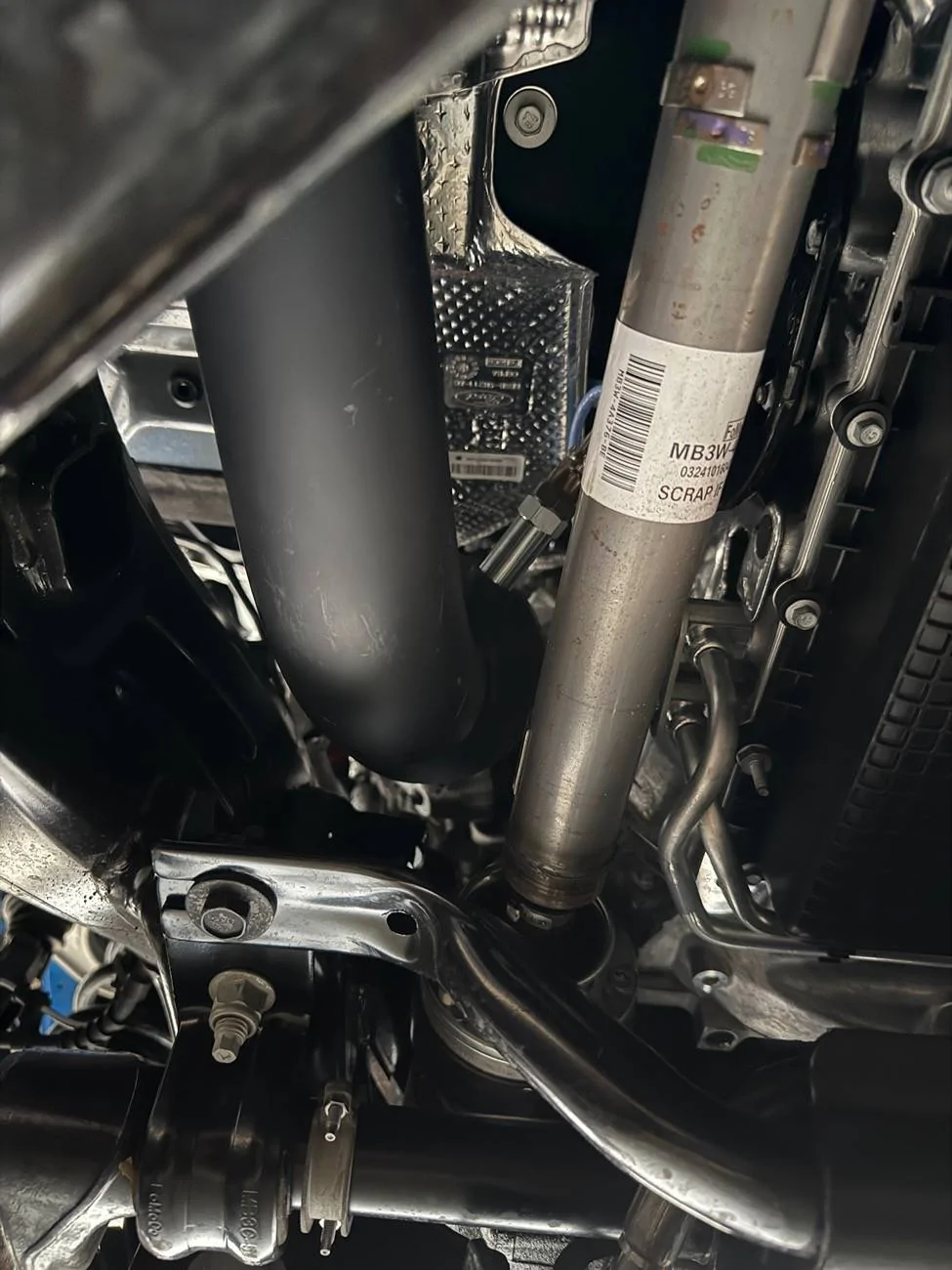 Ford Bronco Bronco 2.7 CV New Exhaust Install IMG_4419