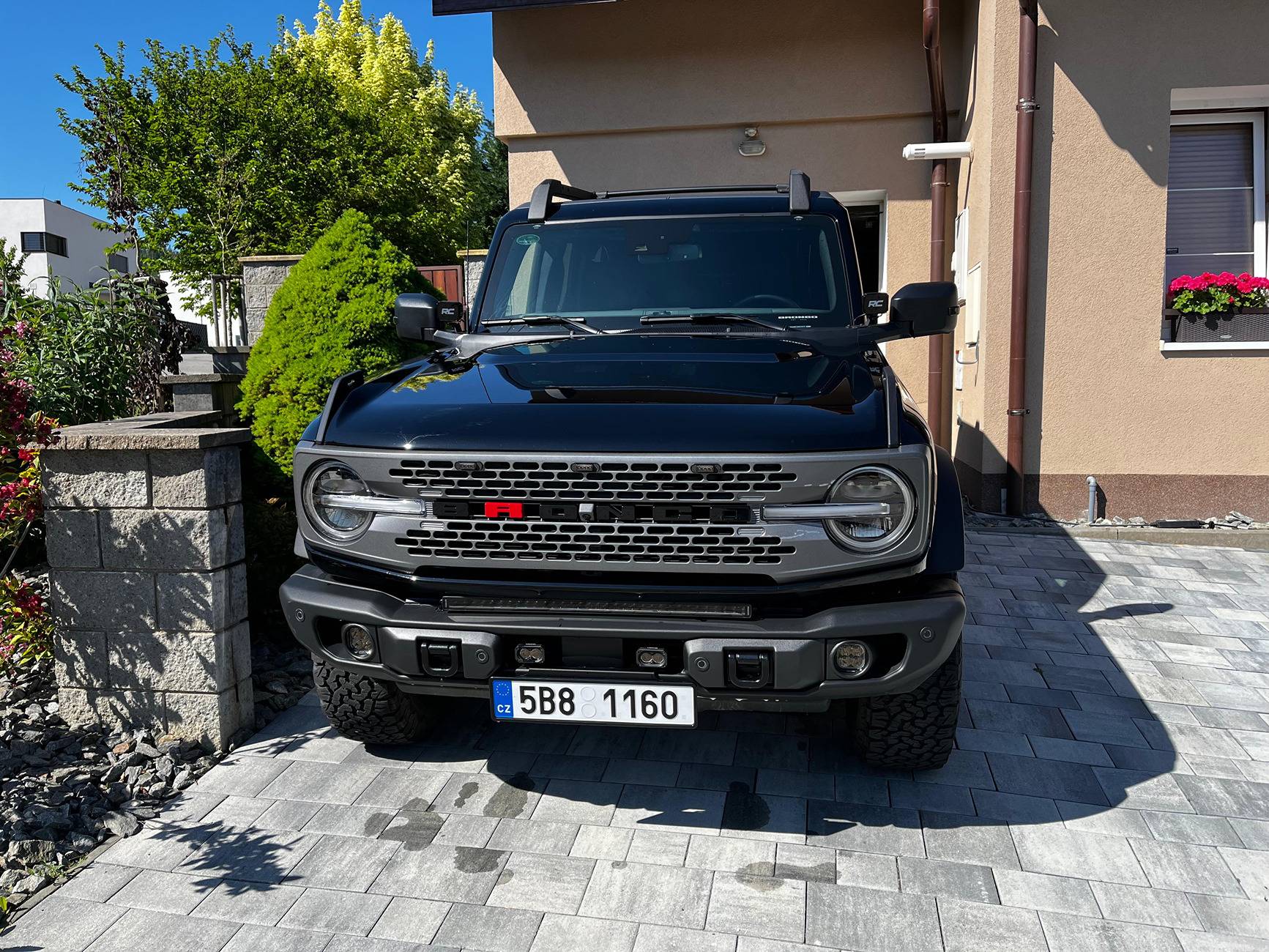 Bronco Badlands - Front grill color code | Bronco6G - 2021+ Ford Bronco ...