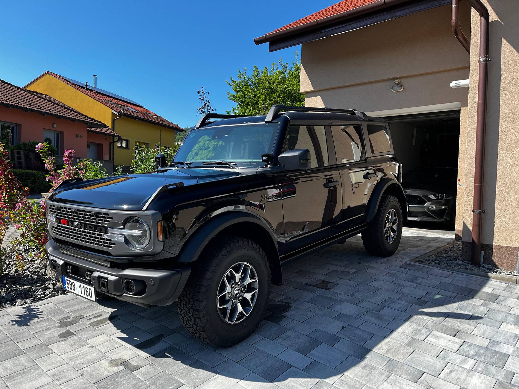 Ford Bronco Bronco Badlands - Front grill color code Martin's Bronco III