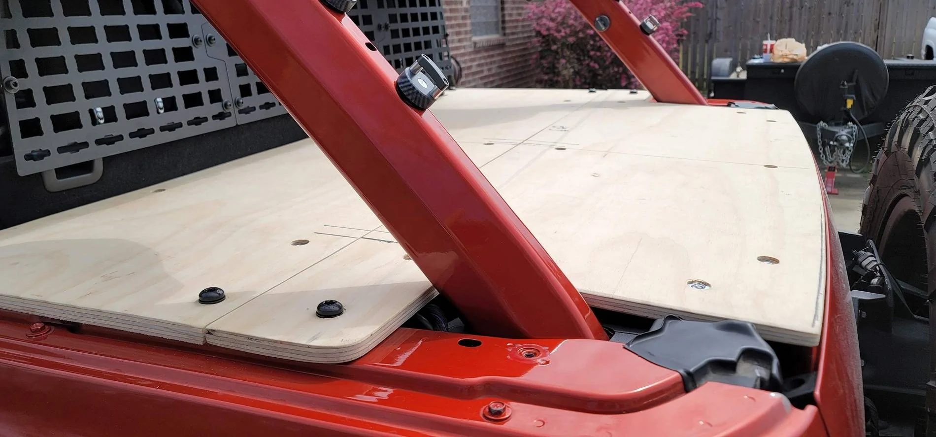 Ford Bronco DIY hard rear cargo cover 20240302_130826