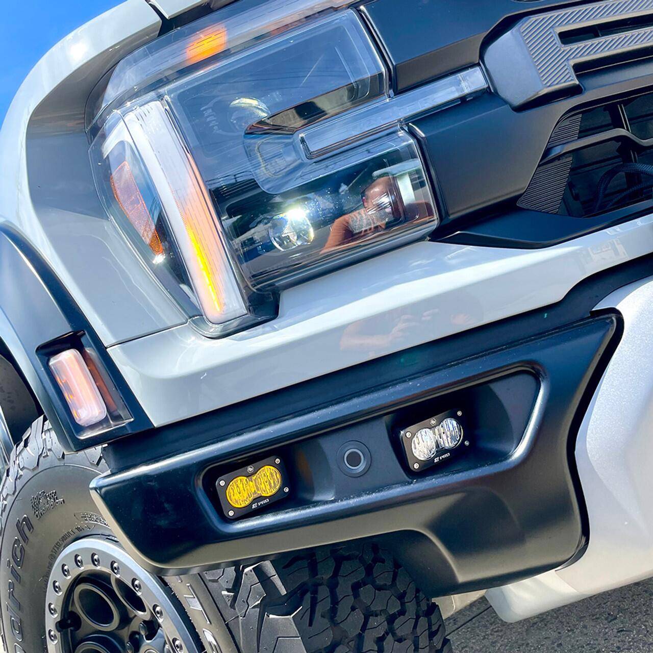 Ford Bronco Factory Rigid lights on Bronco raptor 1748532604776-a7
