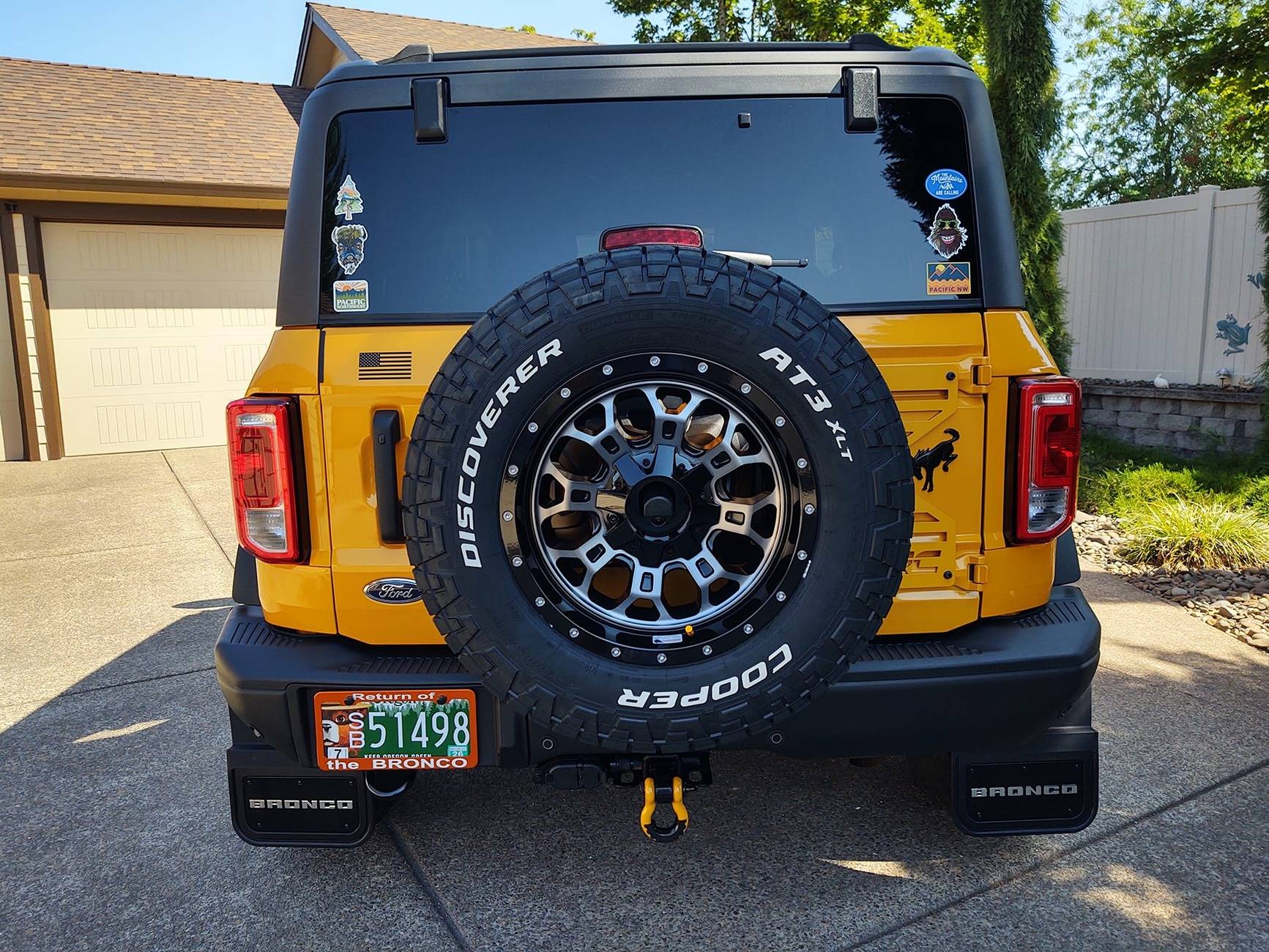 Ford Bronco White or Black Tire lettering out? RearDone