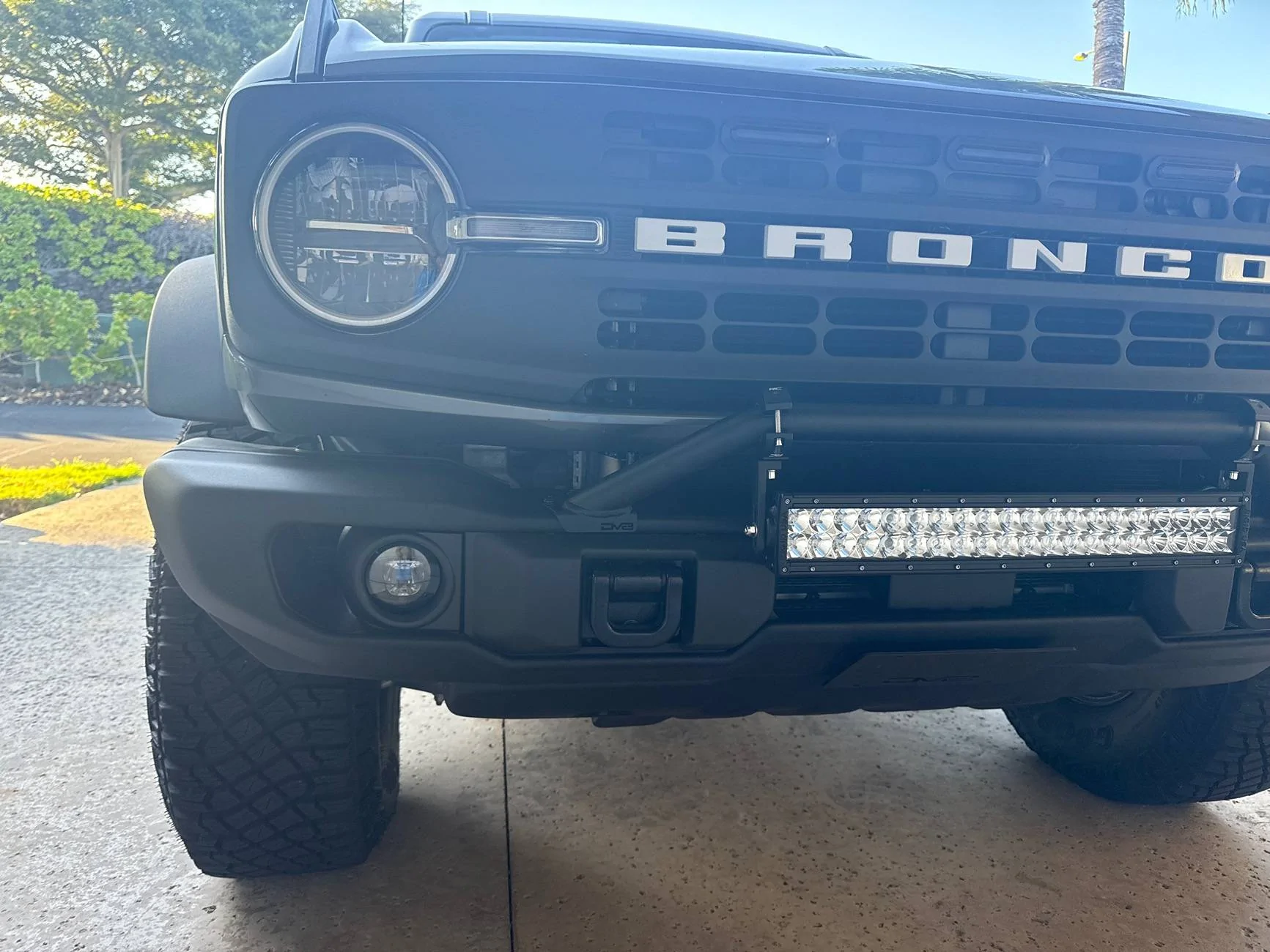Ford Bronco DV8 parts IMG_6046