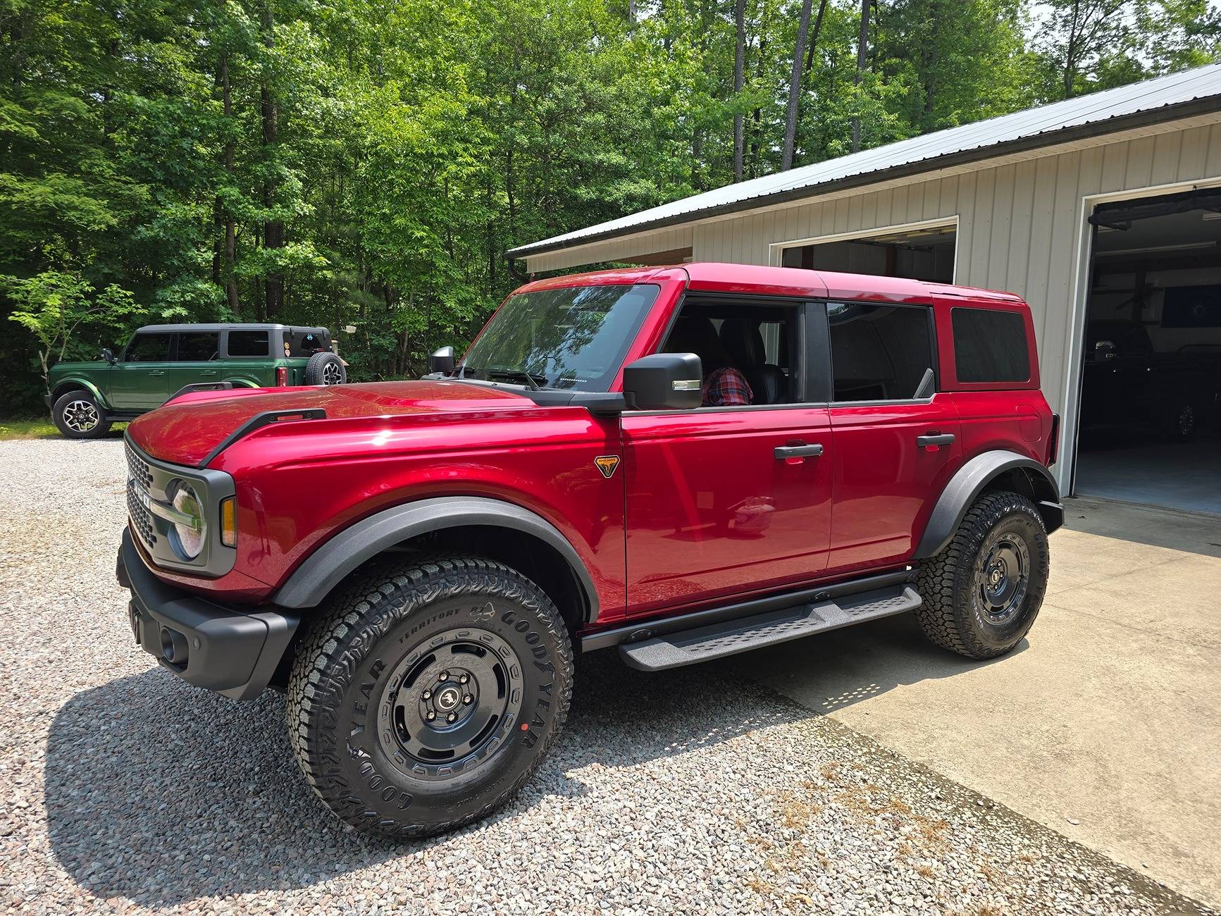 Ford Bronco Where are the Ruby Red Broncos? 1000005461
