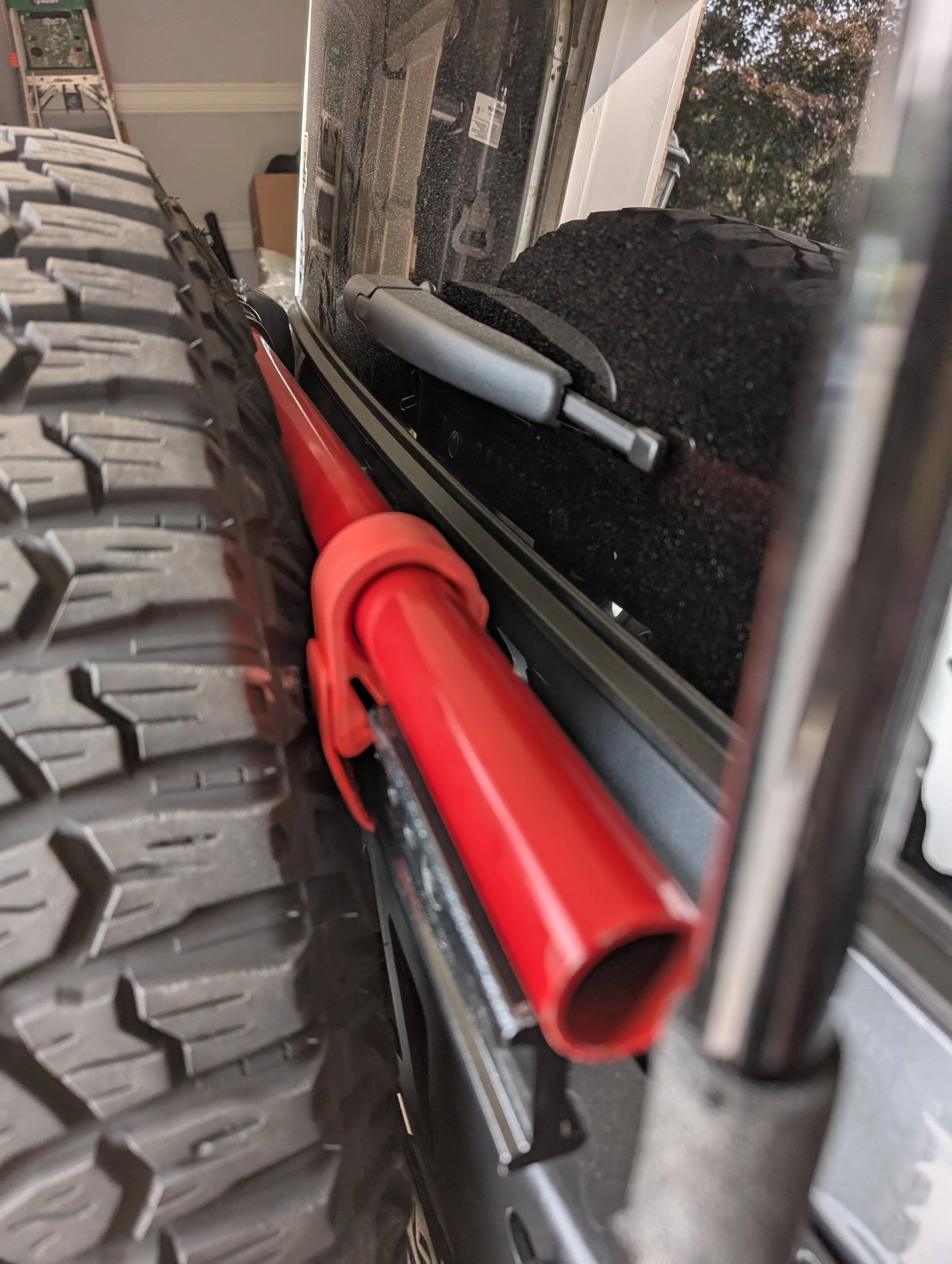 Ford Bronco Custom HI-LIFT mount with TOR tailgate (WIP) PXL_20250602_200335571