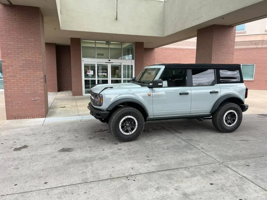 Ford Bronco Bronco Truck Build 1748927424928-tm