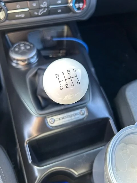 Ford Bronco New 2025 base white ball