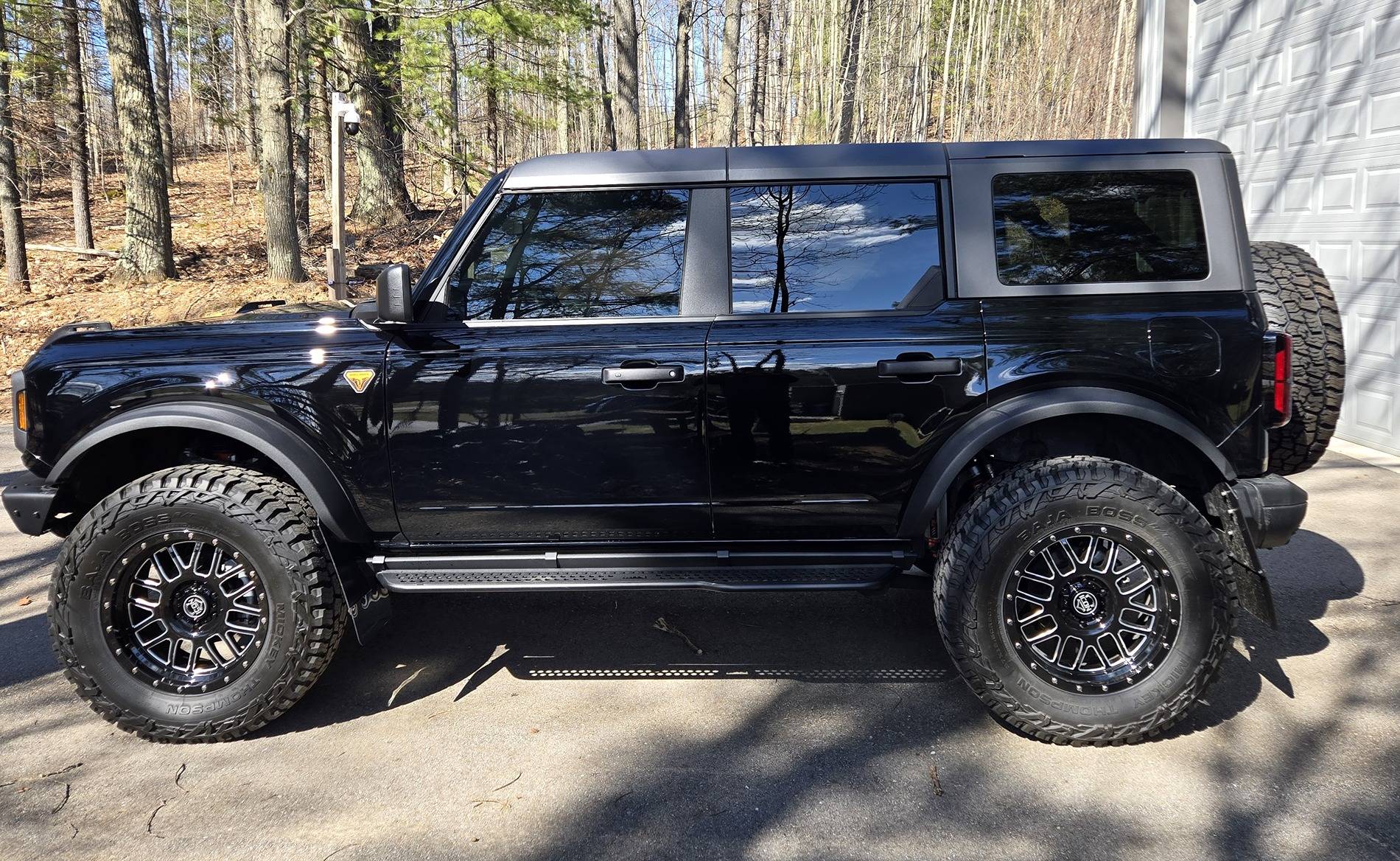 Ford Bronco Show me your 20's 2024 Bronco With 20s