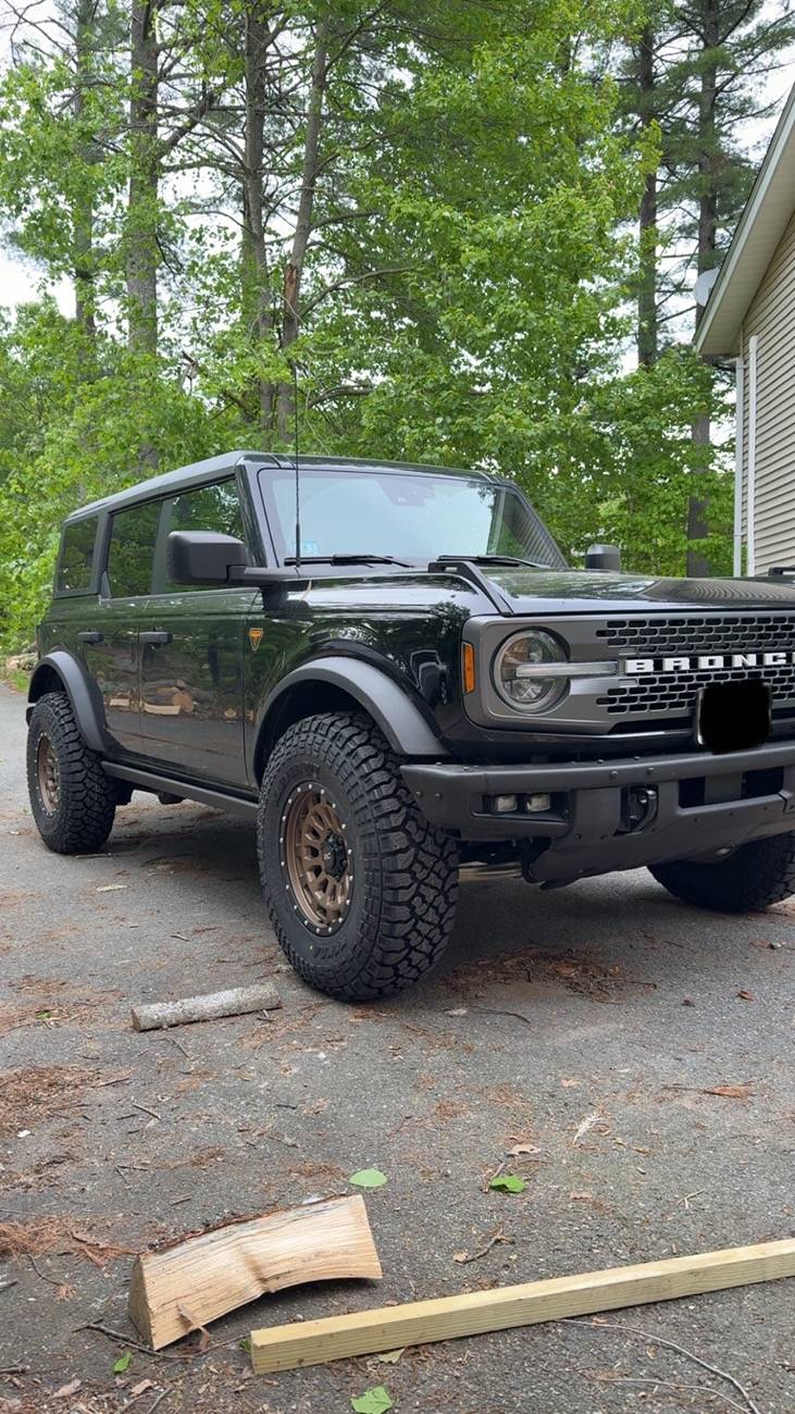 Ford Bronco Show us your installed wheel / tire upgrades here! (Pics) IMG_0543