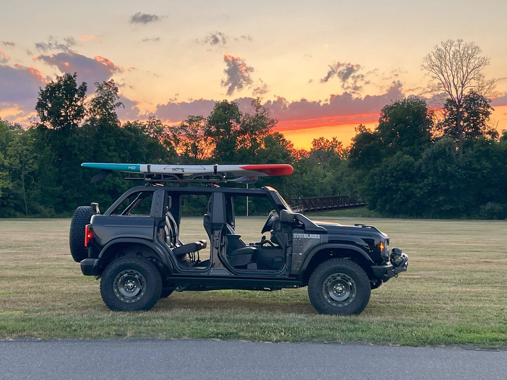 Ford Bronco Summer attire kayak5