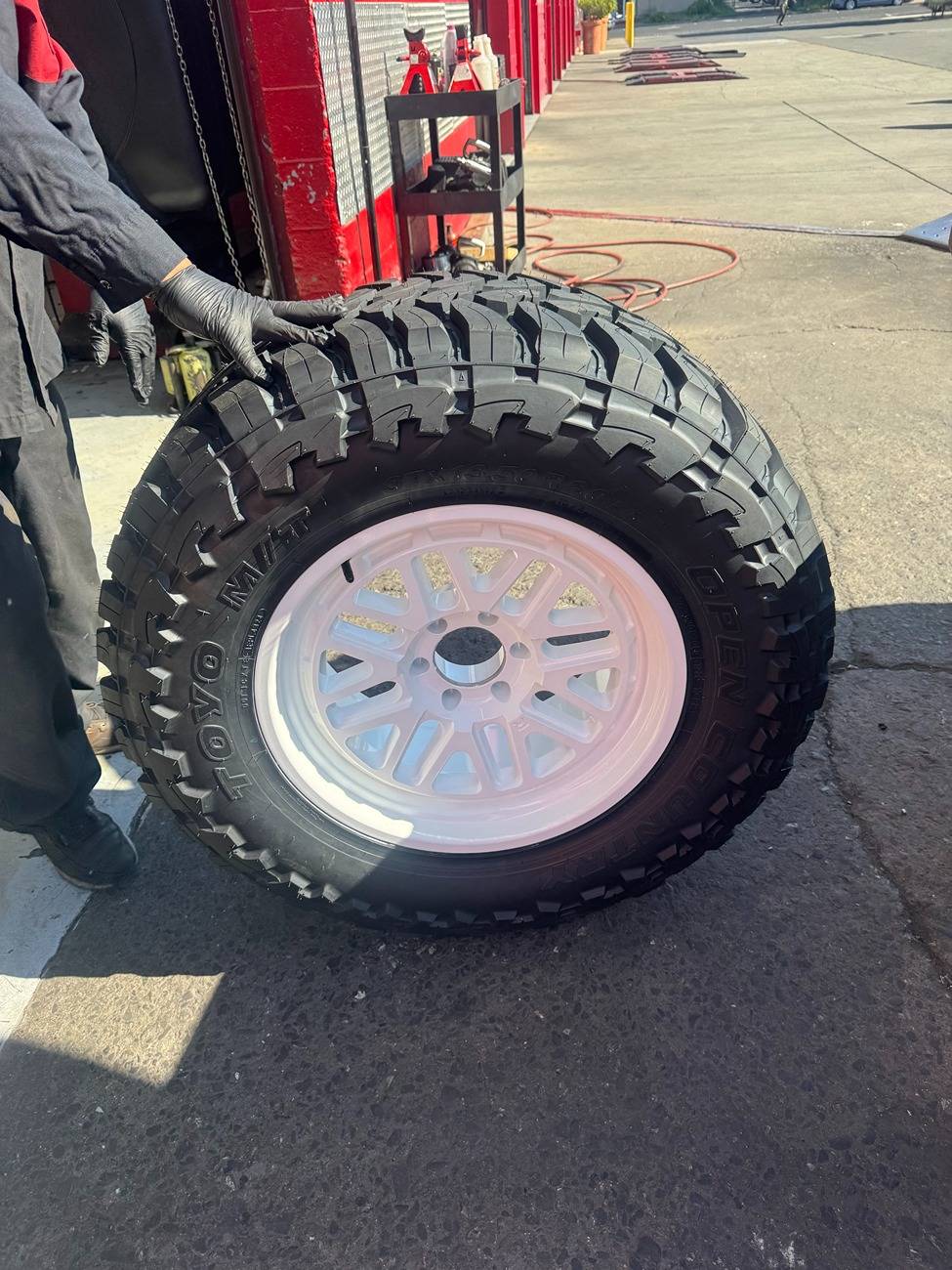 Ford Bronco Show us your installed wheel / tire upgrades here! (Pics) IMG_3442