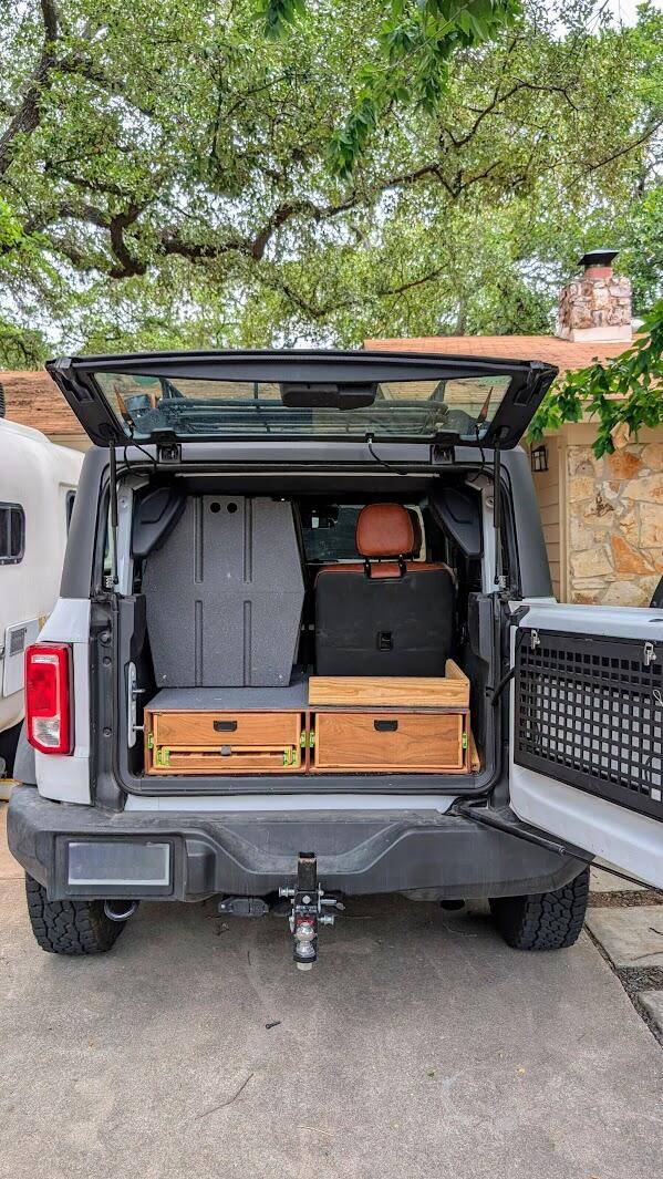 Ford Bronco Towing a Burro trailer with a 2-Door Bronco 1749673226113-so