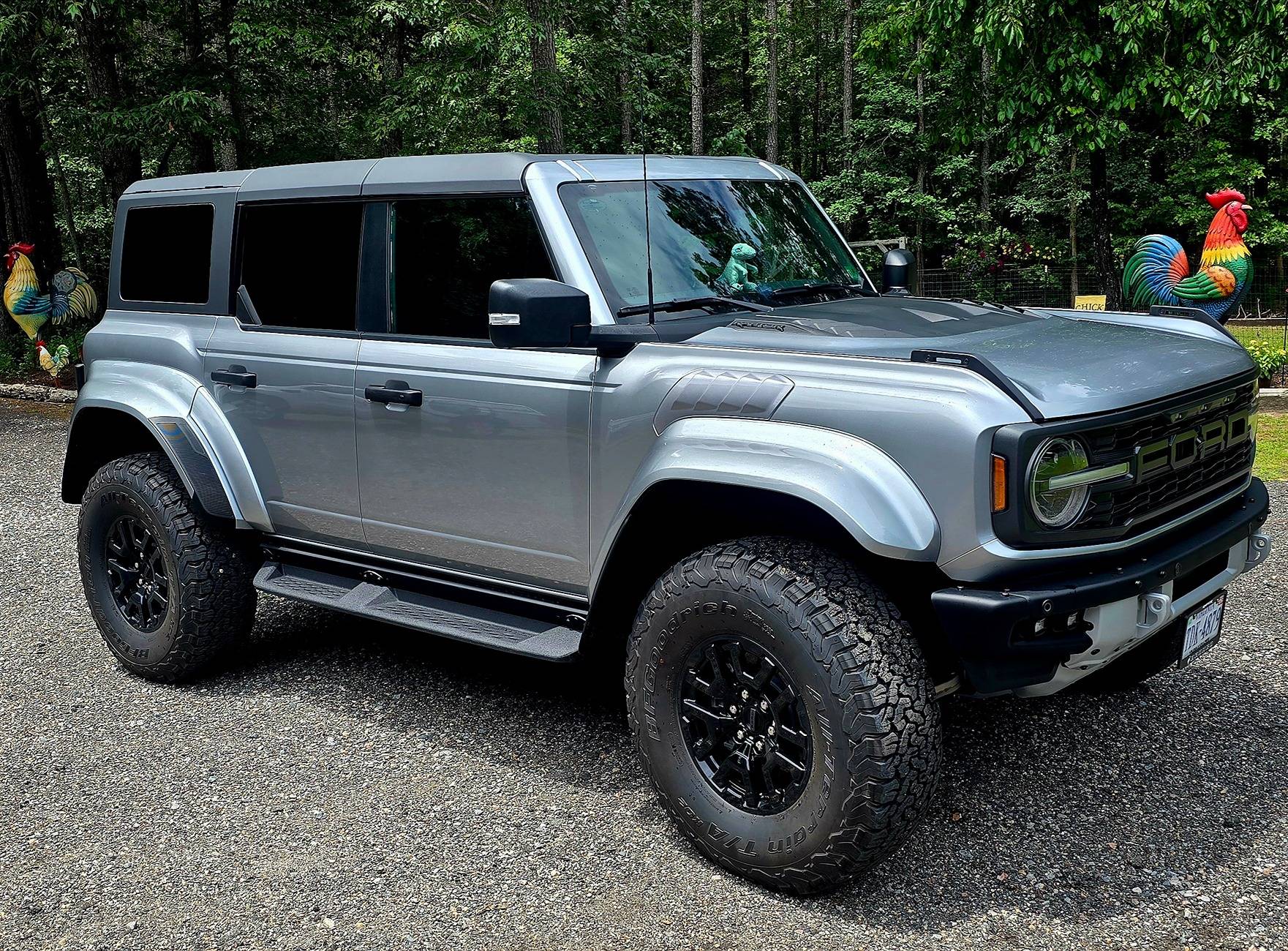 Ford Bronco BOSS'S BRONCO RAPTOR and my hand-me-down Badlands 20250607_123335