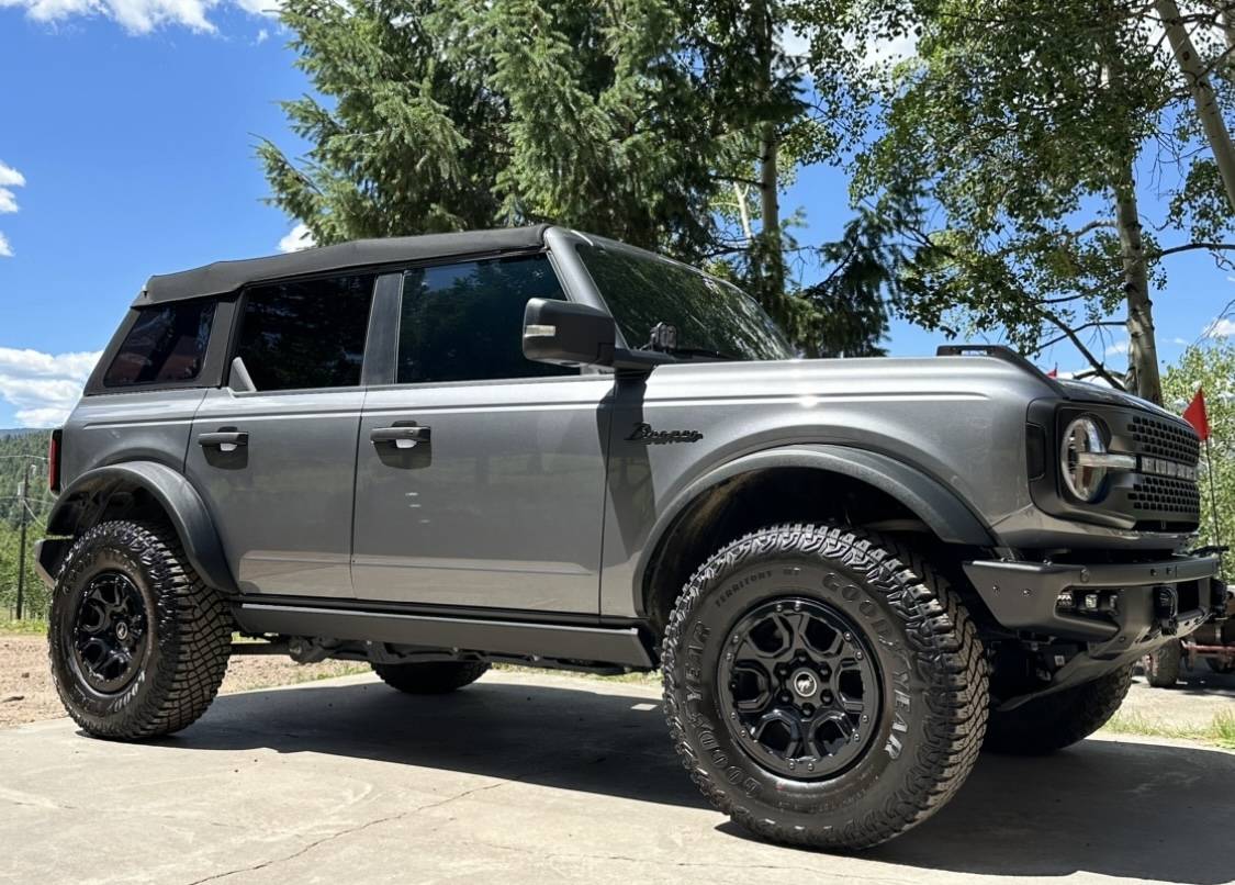 Ford Bronco BOSS'S BRONCO RAPTOR and my hand-me-down Badlands 1749768263157-7e