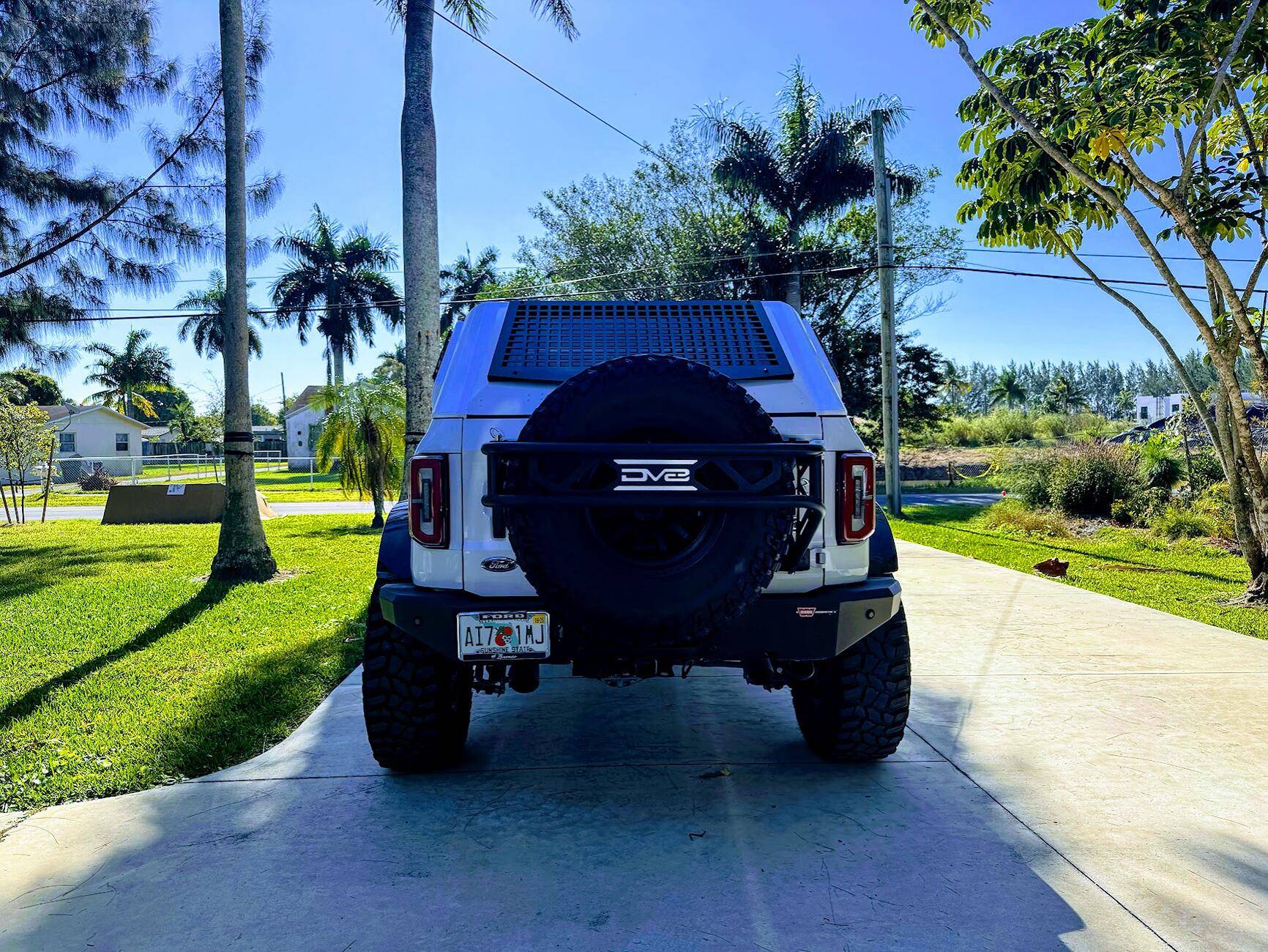 Ford Bronco Anyone installed a Warn Elite Rear Bumper?  Pics Please!! 1749773578419-sb