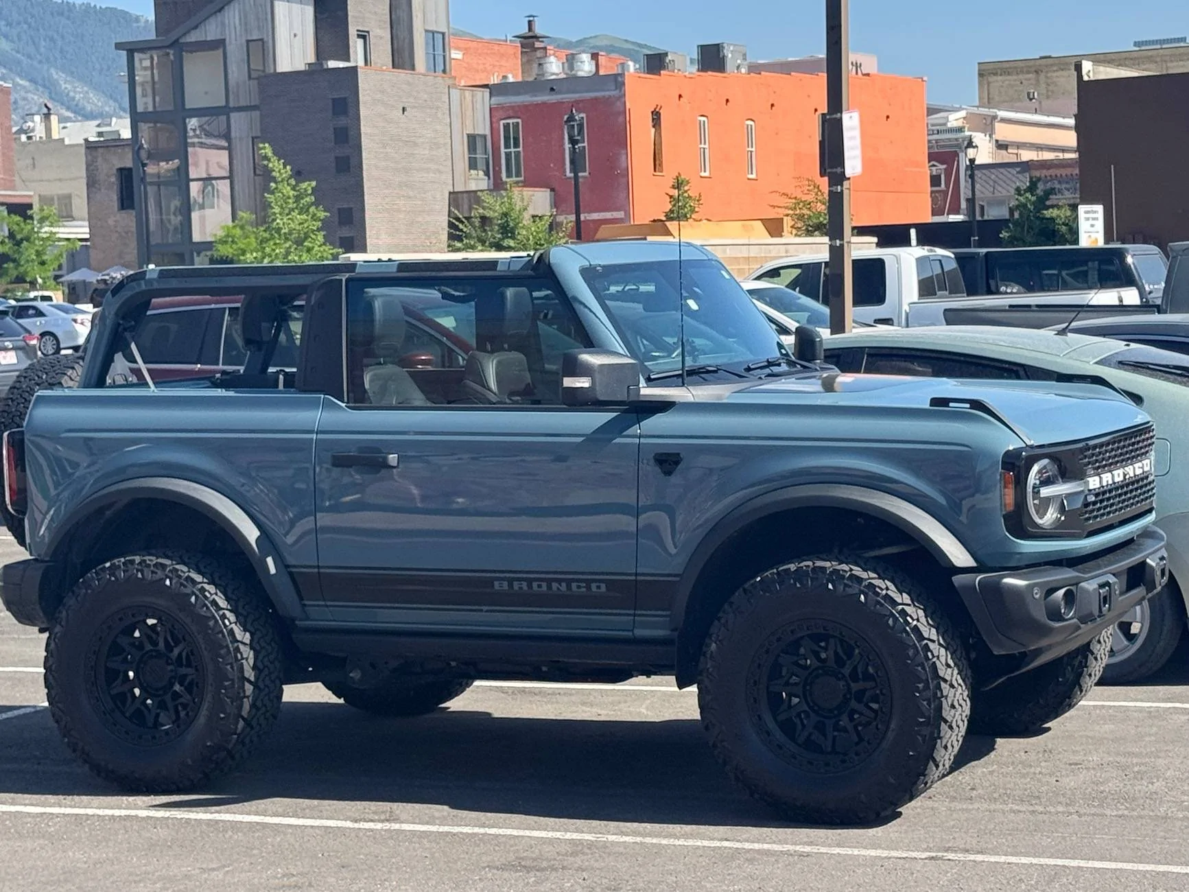 Ford Bronco Show us your installed wheel / tire upgrades here! (Pics) IMG_7608