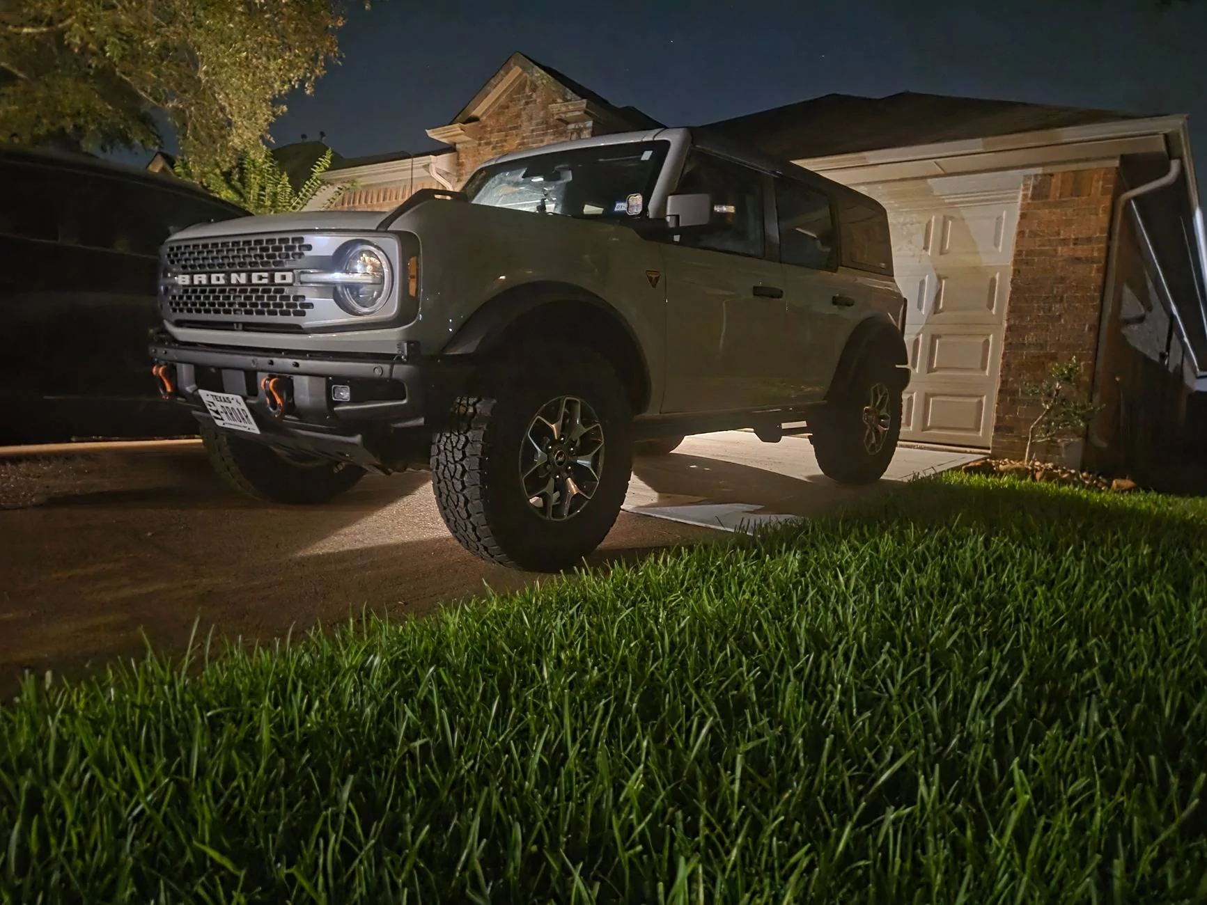 Ford Bronco Show us your installed wheel / tire upgrades here! (Pics) 20250614_213629
