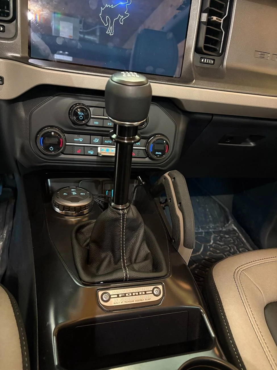 Ford Bronco NEW: B&M Precision Manual Sportshifter IMG_6172[1]
