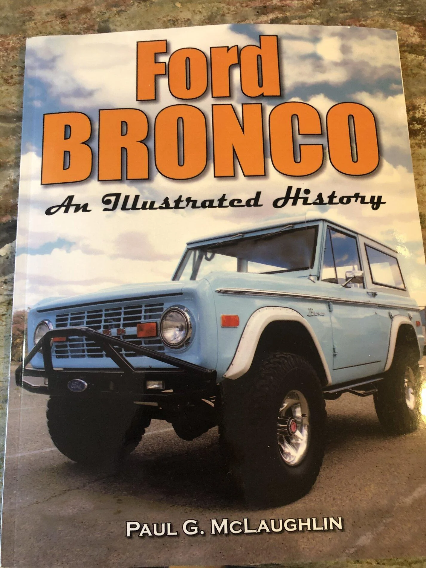 Ford Bronco 1976 Bronco options with pricing 48833EA9-8181-4475-B884-3ED388F5AAD7