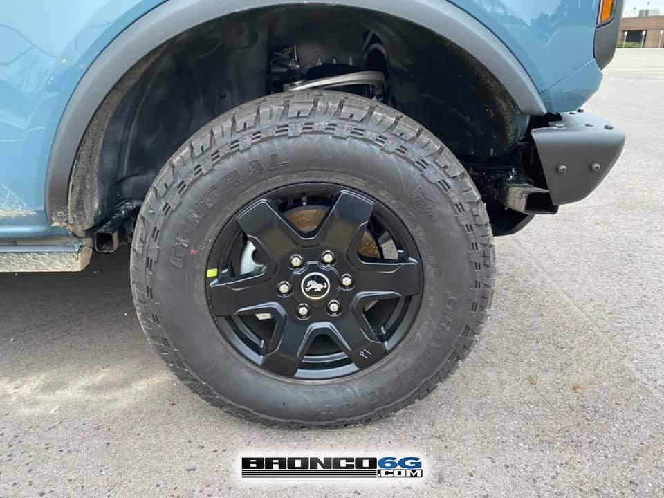 Area 51 2021 Bronco Black Diamond Soft Top 4-Door 7.jpg