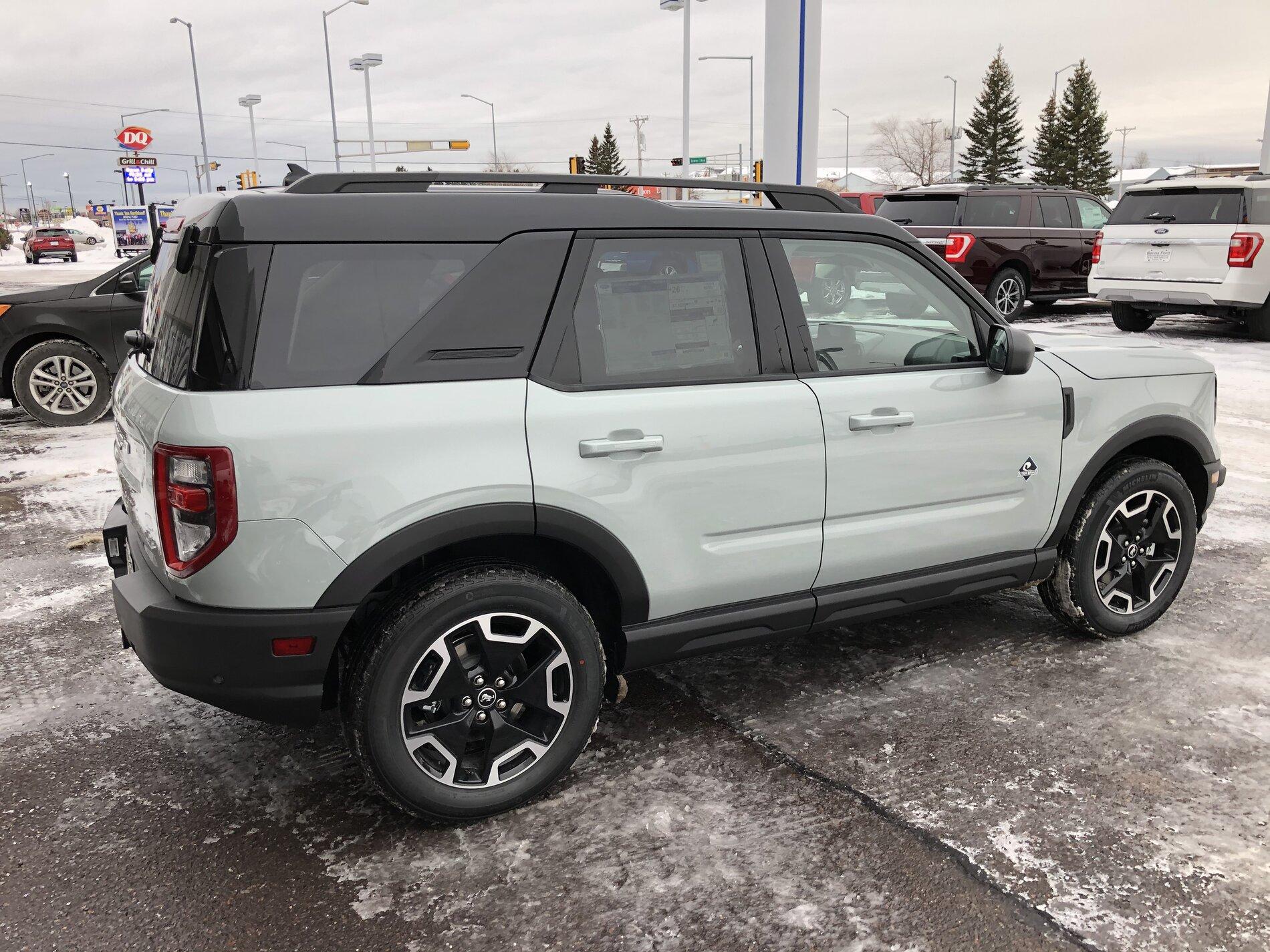 Ford Bronco Cactus Grey vs Lunar Rock D35EB686-CF51-47EF-8503-F557D7B5E6D8