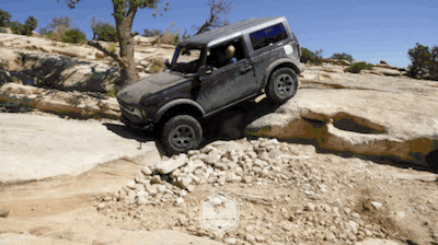 Ford Bronco Damn 35s are big Bronco Moab1