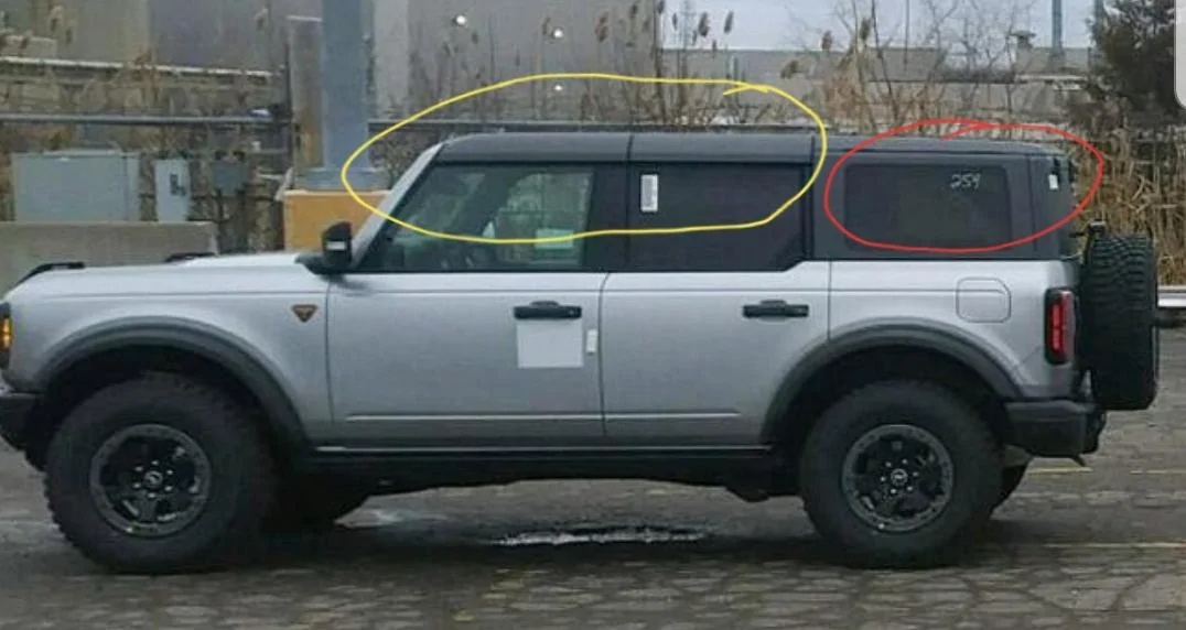 Ford Bronco Broncos in the Shipping Yard!  ⛽?? 20201229_121029