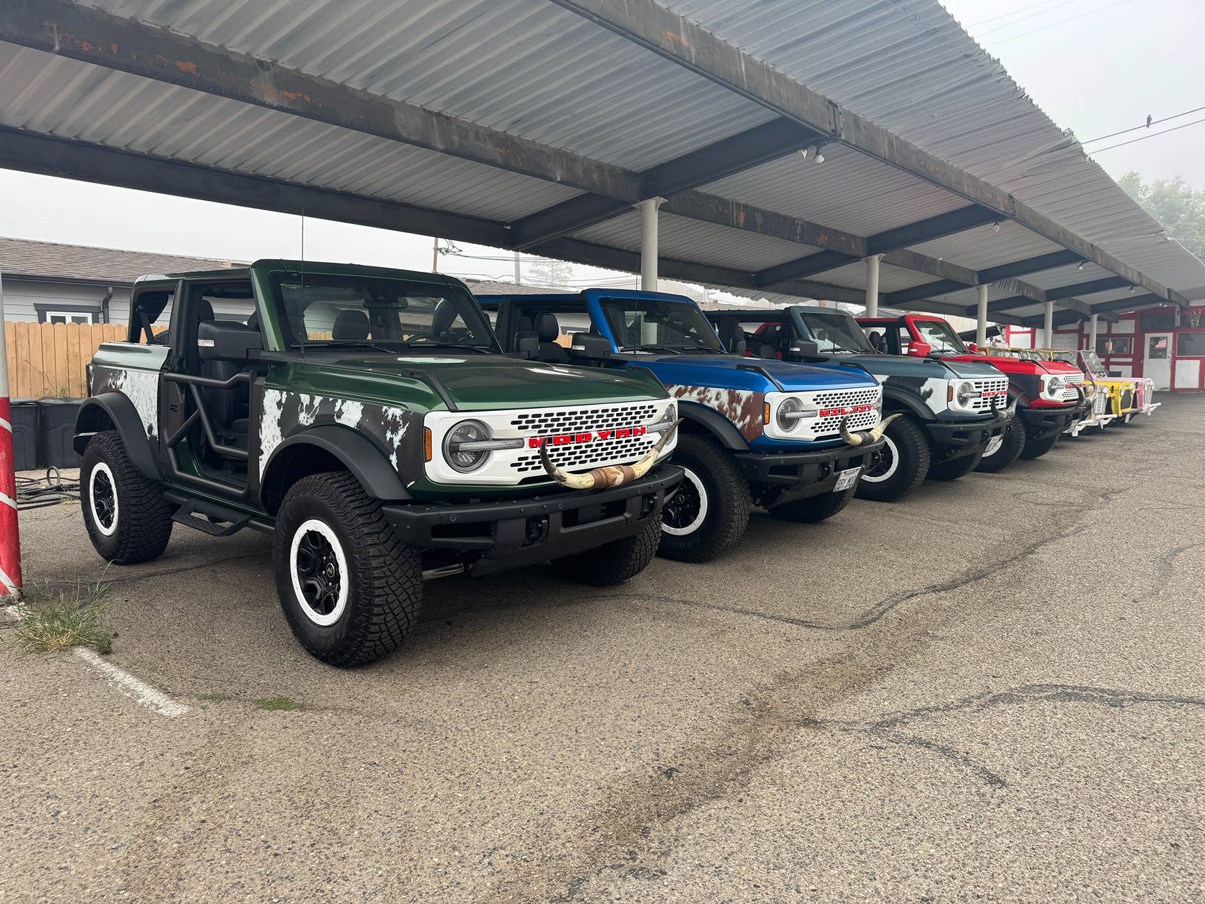 Ford Bronco Broncows in the corral, Solvang CA IMG_1804.JPG