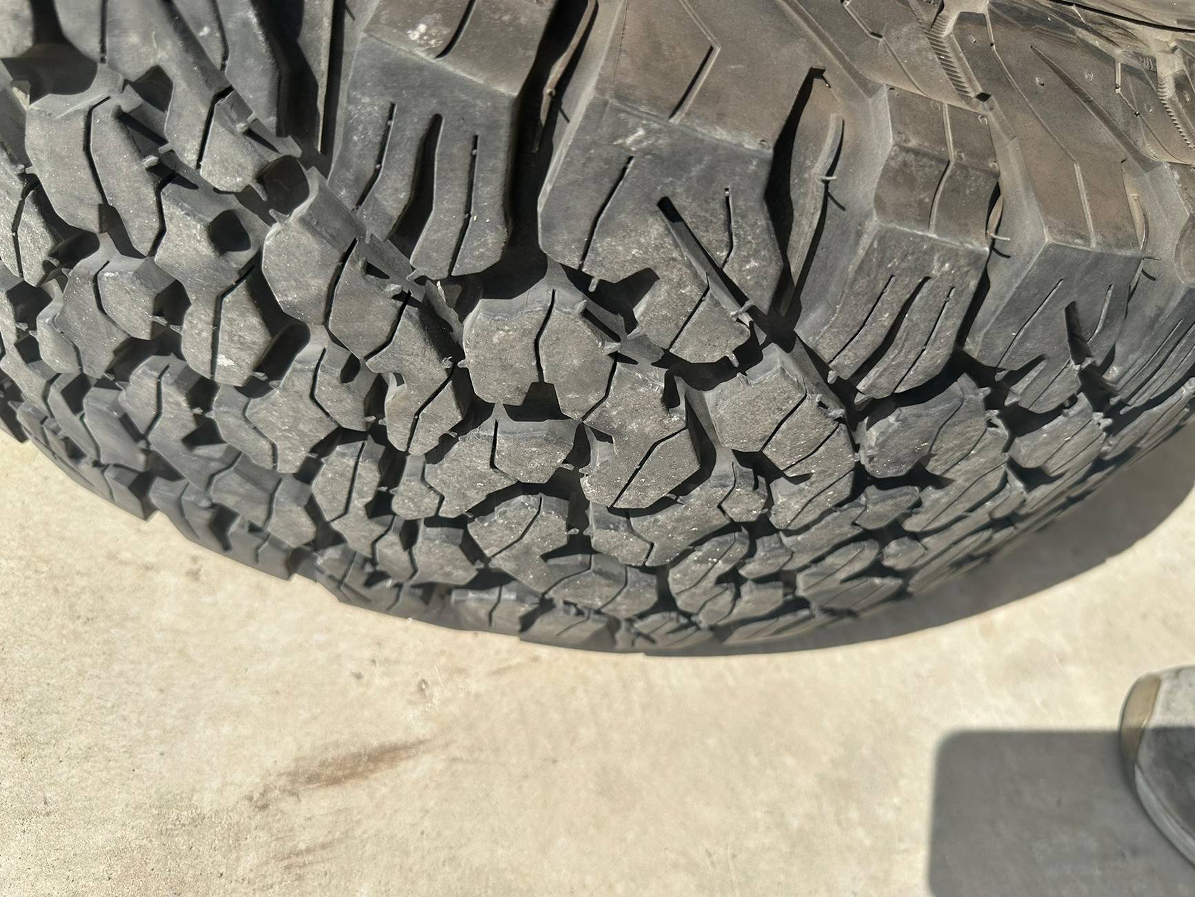 Ford Bronco 2021 Badlands Beadlock Capable Wheels and Tires IMG_0496.JPEG