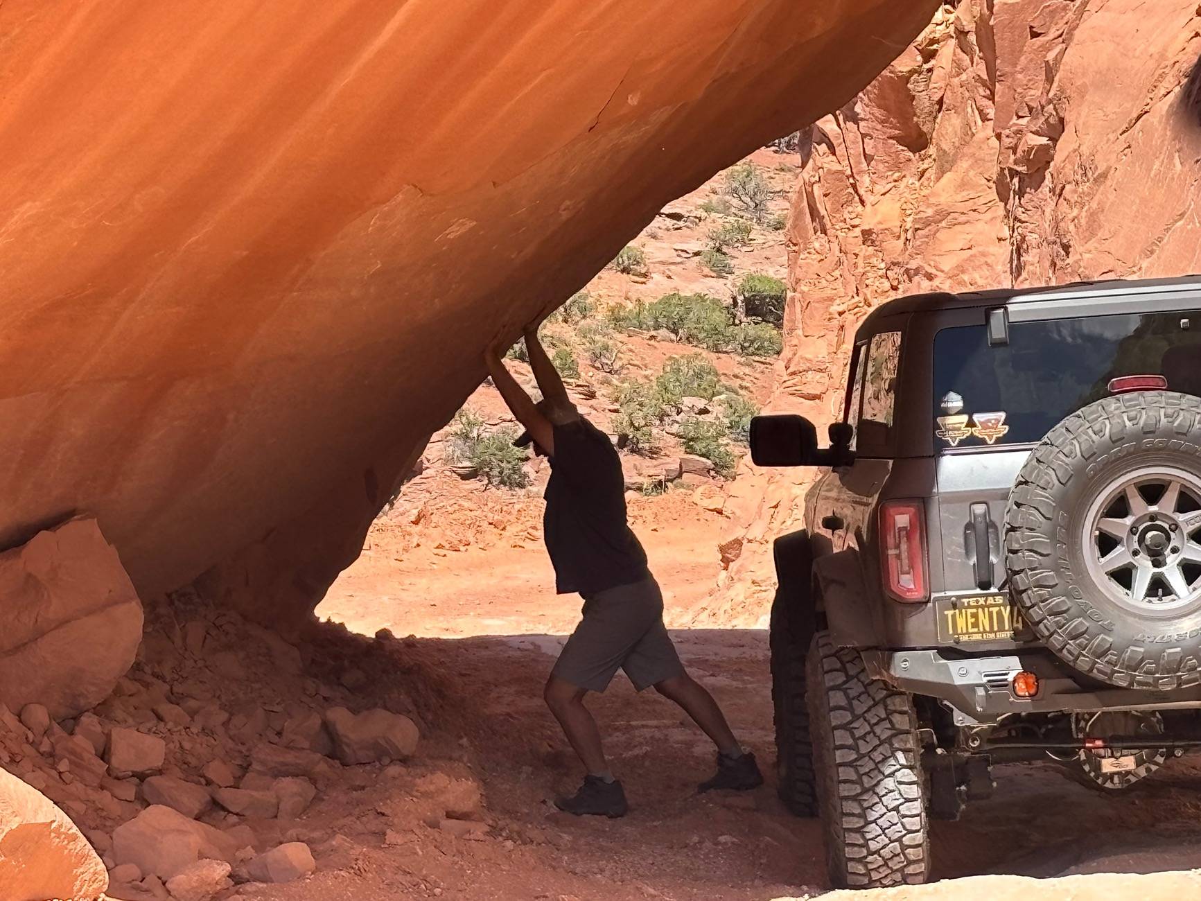 Ford Bronco MOAB 2.0 IMG_1188