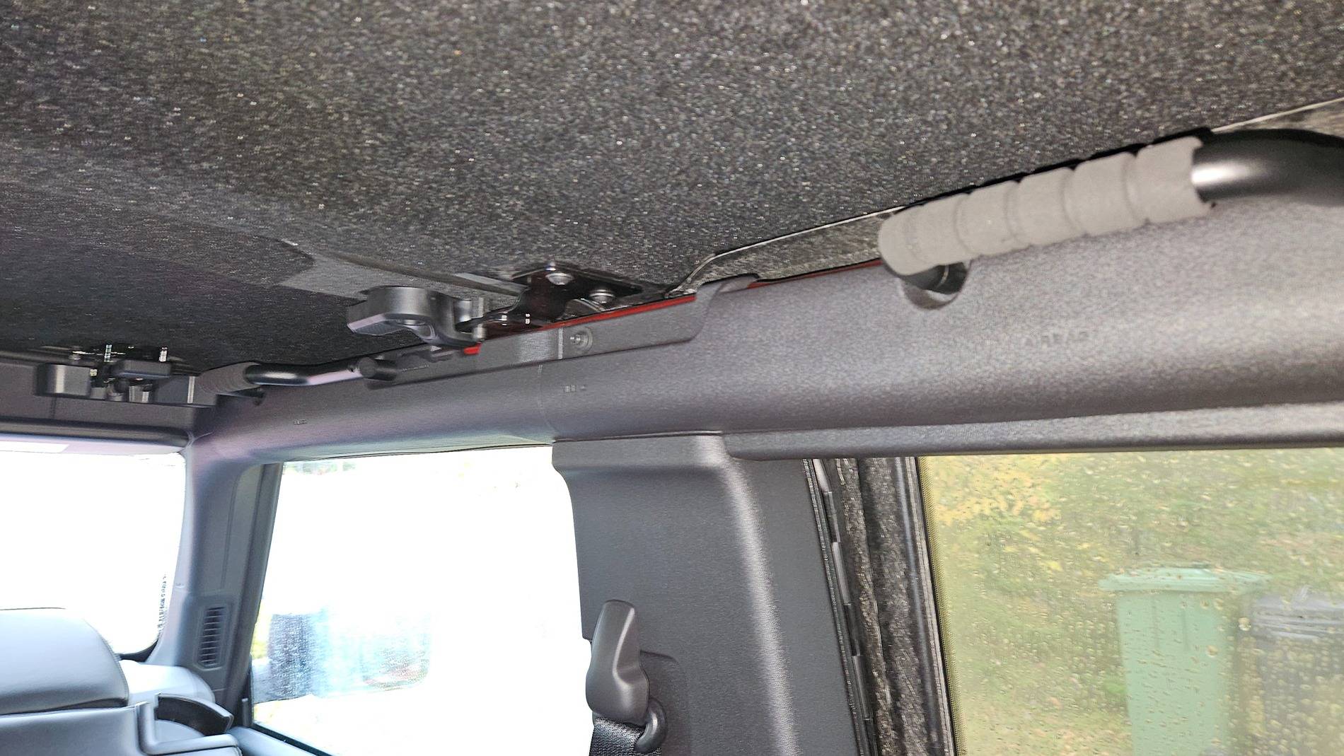 Ford Bronco Grab Handle Recommendations (not paracord) 20241005_162423