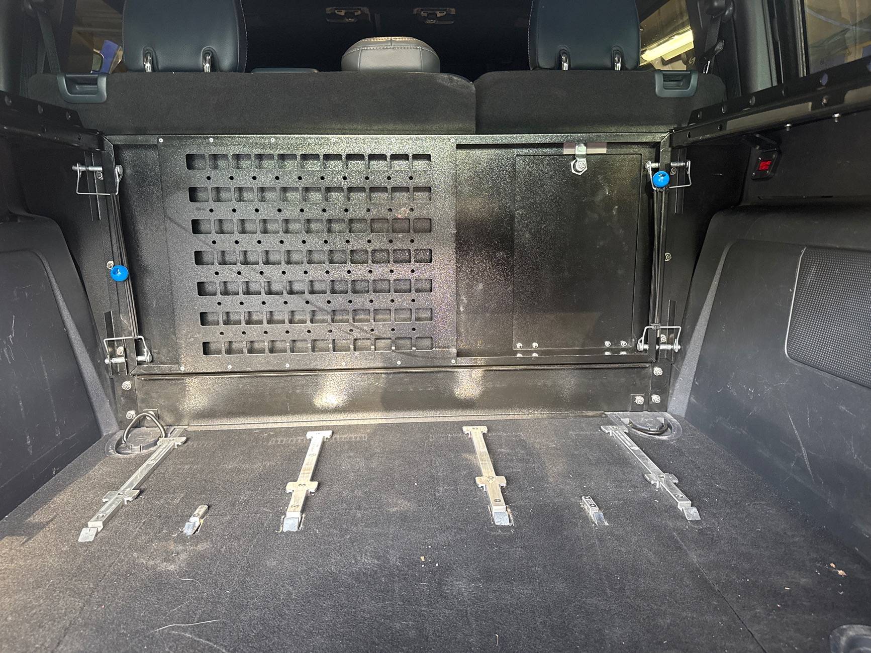 Ford Bronco Portable ARB Air Compressor solution in Milwaukee Packout image