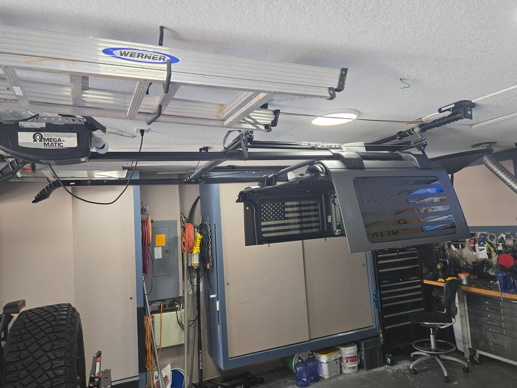 Ford Bronco DIY built a couple if things. Hardtop hoist and door panel storage. 20250611_143417
