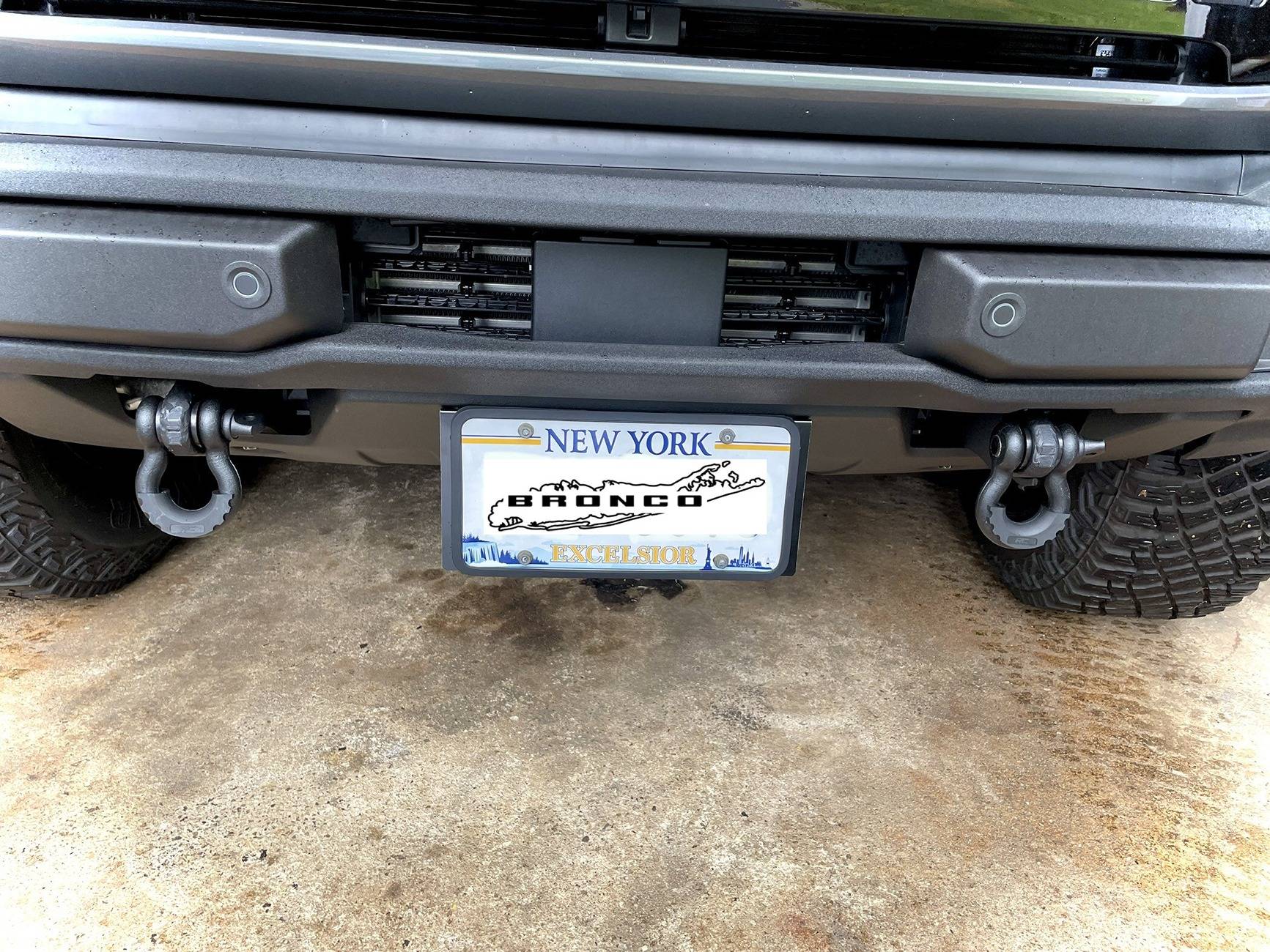 Ford Bronco 2024 Badlands - hello! Front Plate