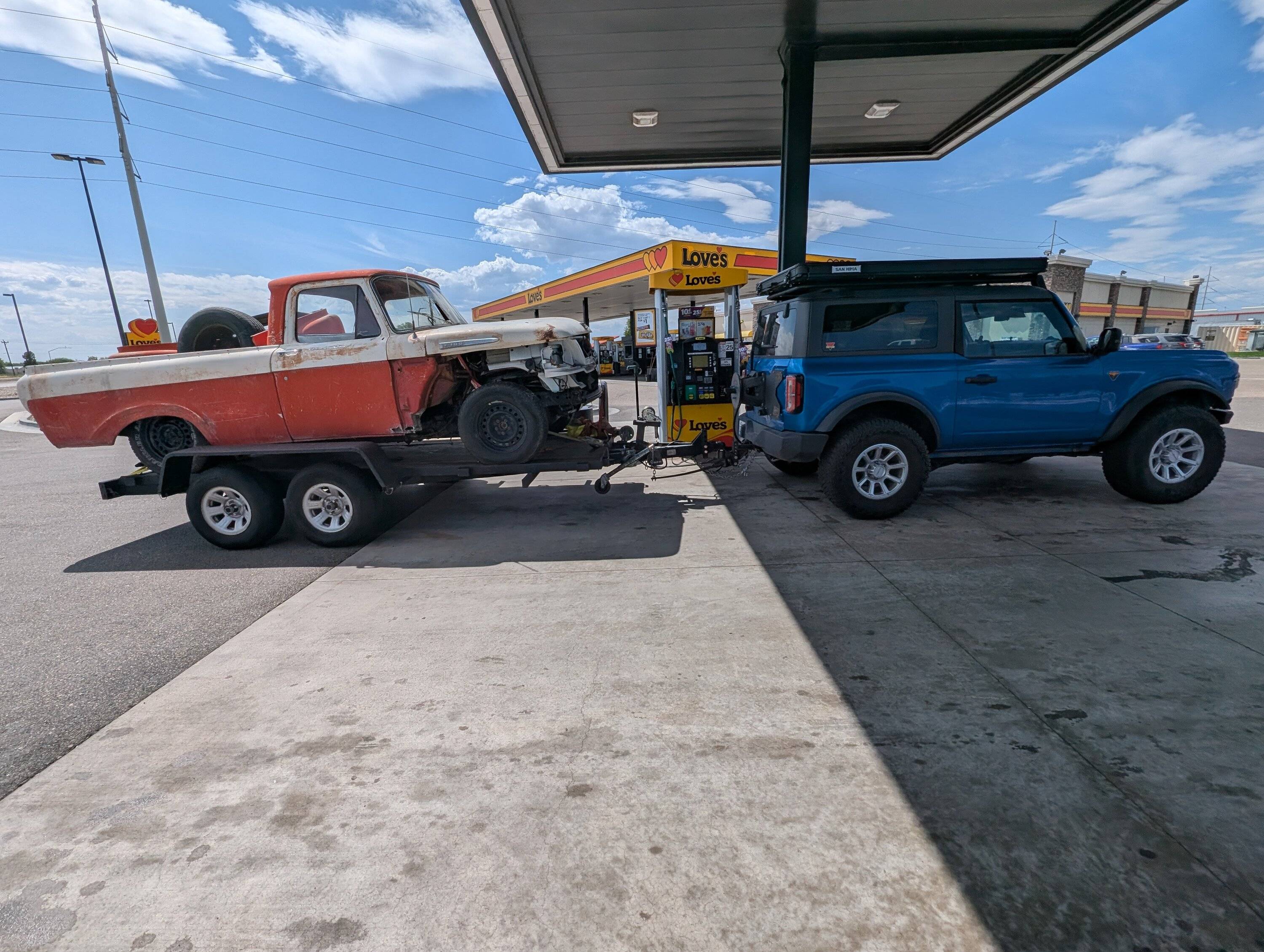 Ford Bronco Towing HEAVY - don't sleep on the 2.3 PXL_20250625_220329285