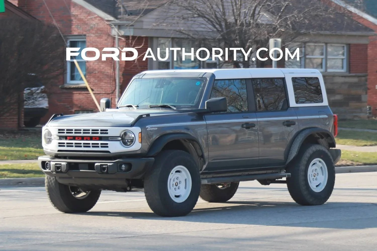 Ford Bronco WTB: White Bronco Heritage Wheels 2023-Ford-Bronco-Four-Door-Heritage-Edition-Carbonized-Gray-Metallic-M7-Exterior-001