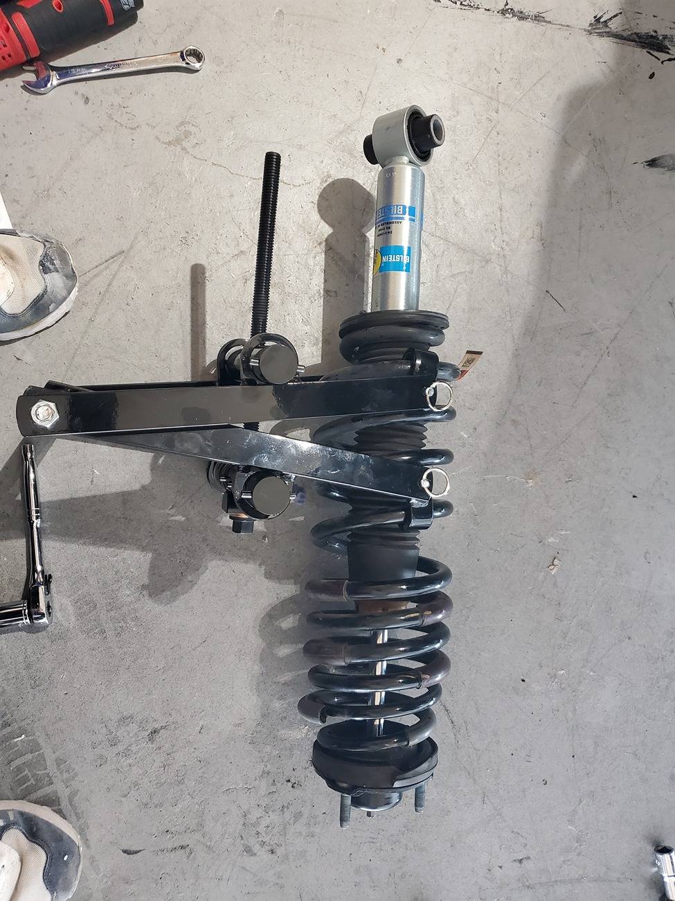 Ford Bronco Update - Harbor Freight spring compressor 20250630_015634