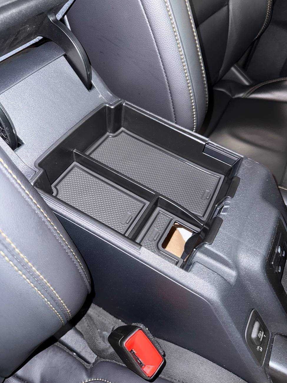 Ford Bronco 25 Outer Banks compatible center console tray organizer? IMG_7666