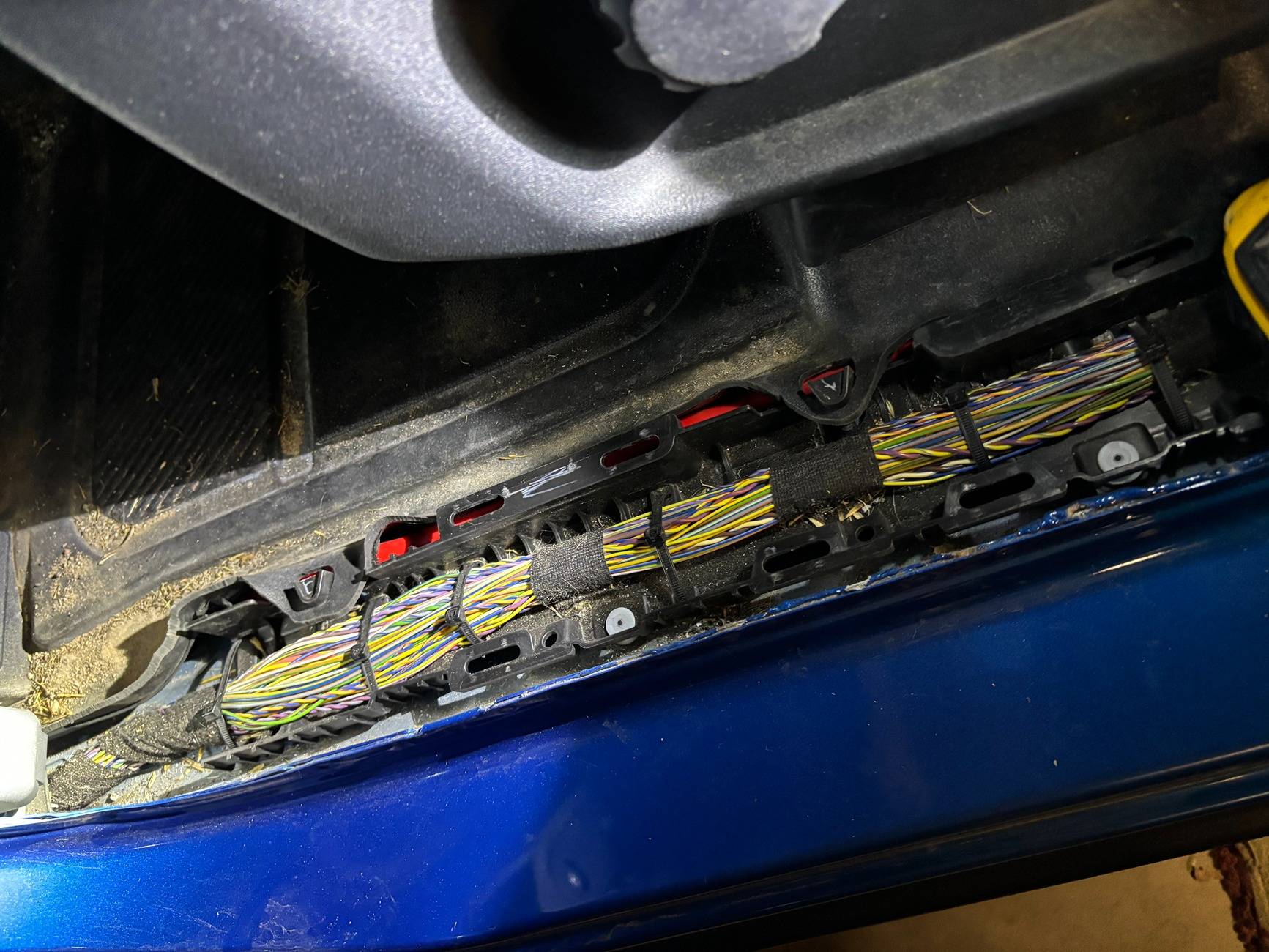 Ford Bronco Help Wiring 0 gauge IMG_3437.JPG